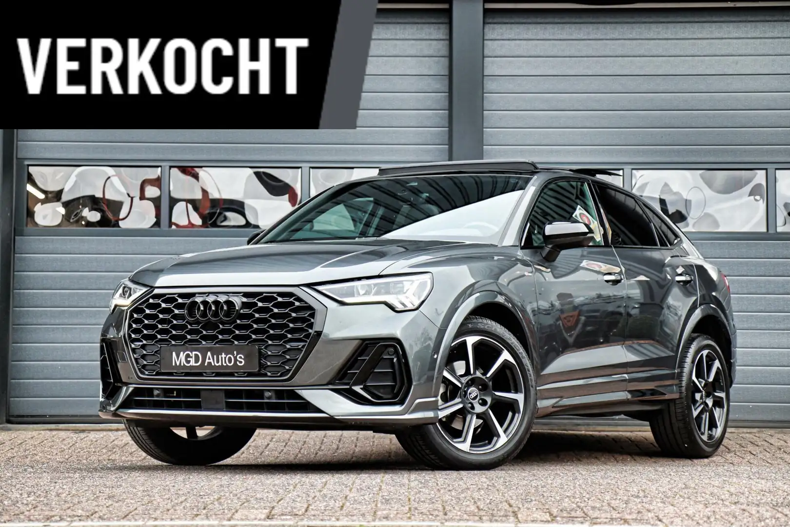 Audi Q3 Sportback 35 TFSI 3x S-Line /LED/B&O/PANODAK/ELEK. Gris - 1