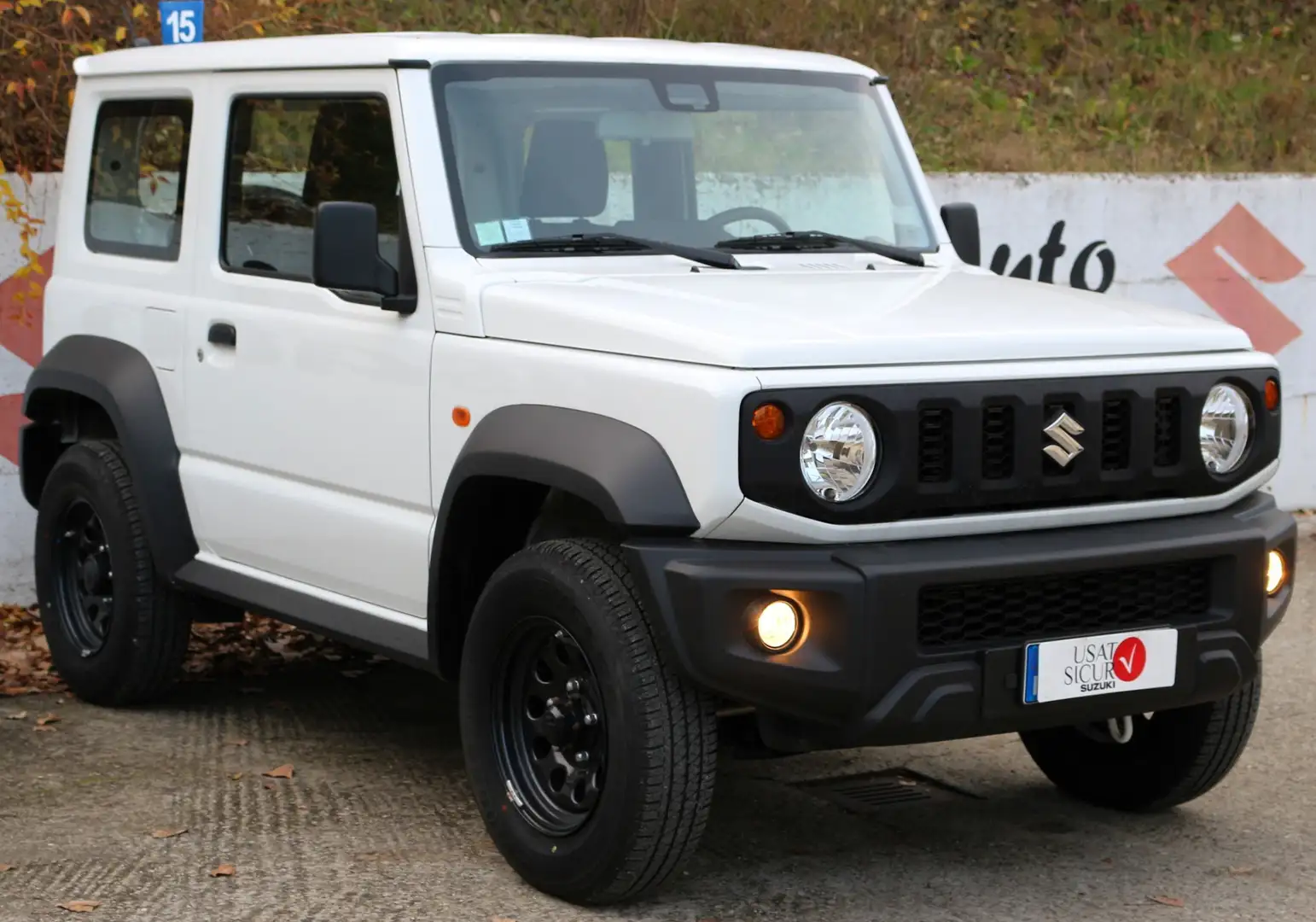 Suzuki Jimny 1.5 4x4 ALLGRIPP COMFORT 4 POSTI Blanc - 1
