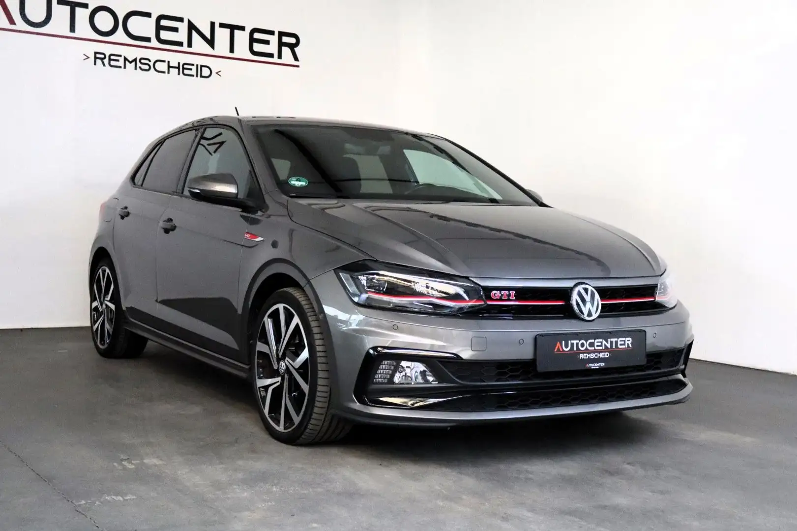 Volkswagen Polo VI 2,0 TSI GTI DSG Navi ACC Kamera Virtual Gris - 2