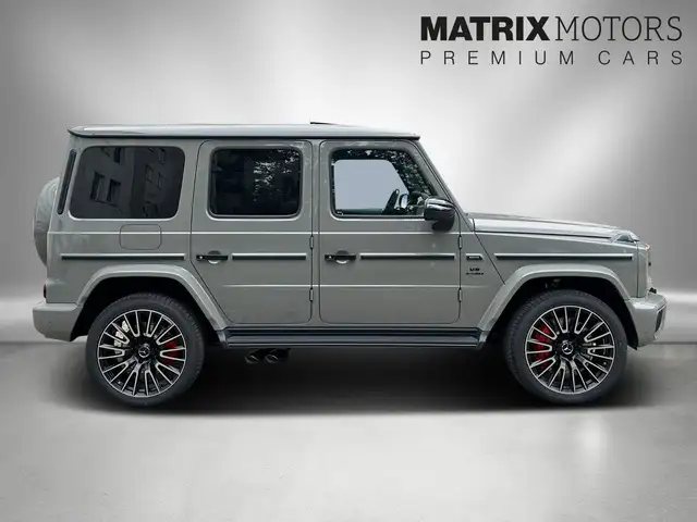 Mercedes-Benz G-Class view 4