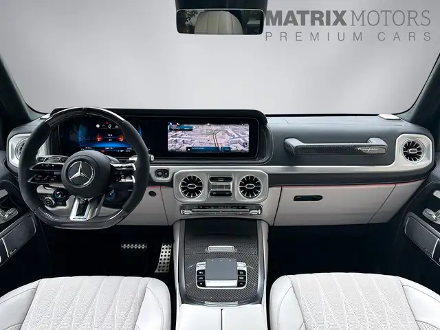 Mercedes-Benz G-Class view 3