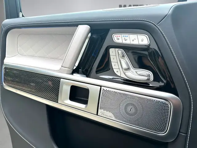 Mercedes-Benz G-Class view 19