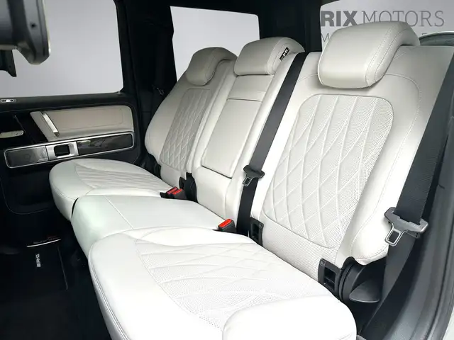 Mercedes-Benz G-Class view 9