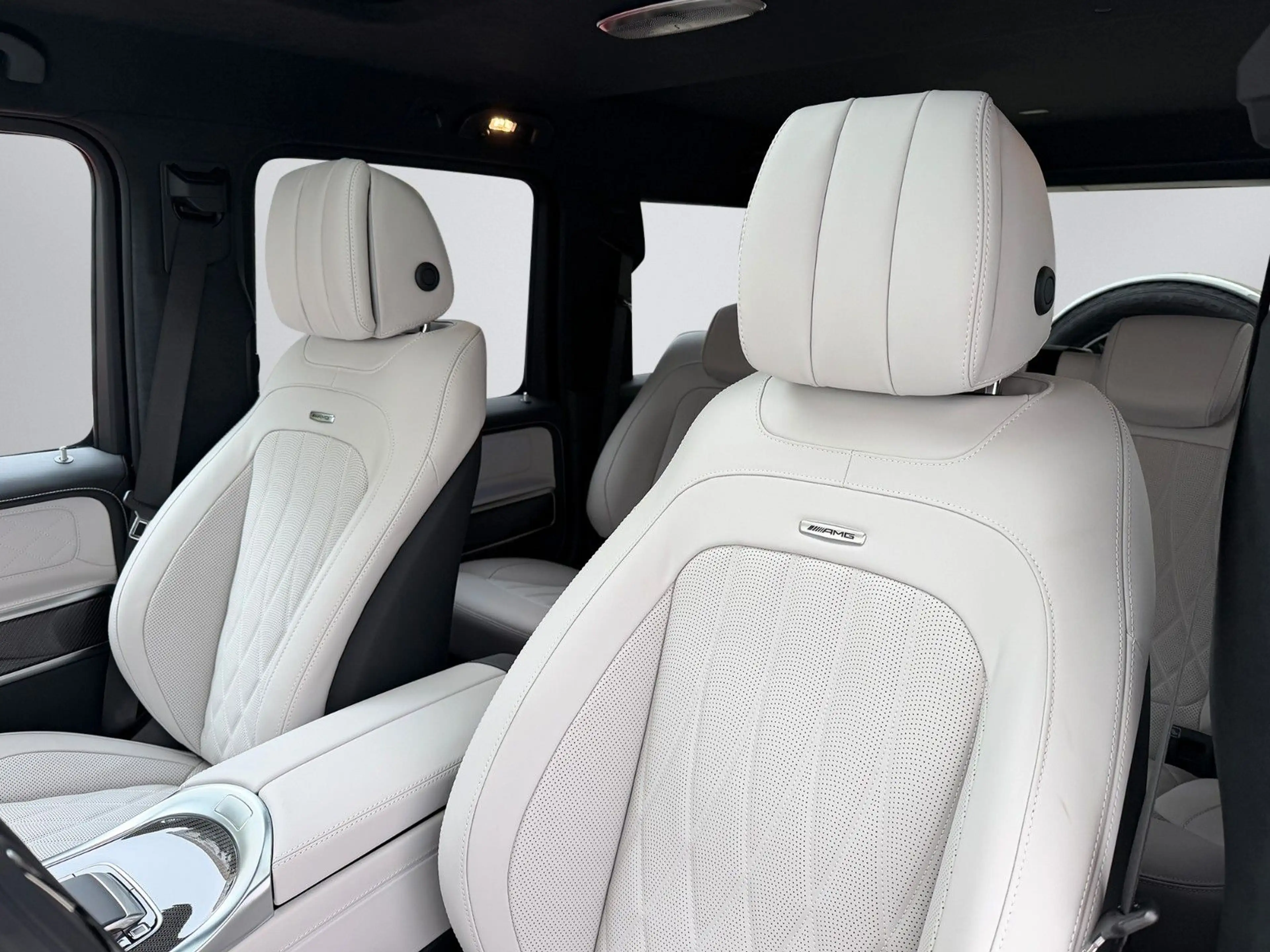 Mercedes-Benz G 63 AMG G63 AMG MY27 Dark Chrome Superior Line Burmester — photo 7