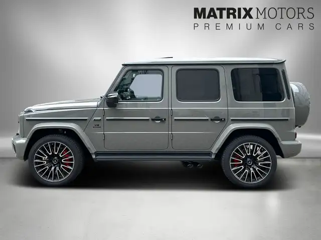 Mercedes-Benz G-Class view 5