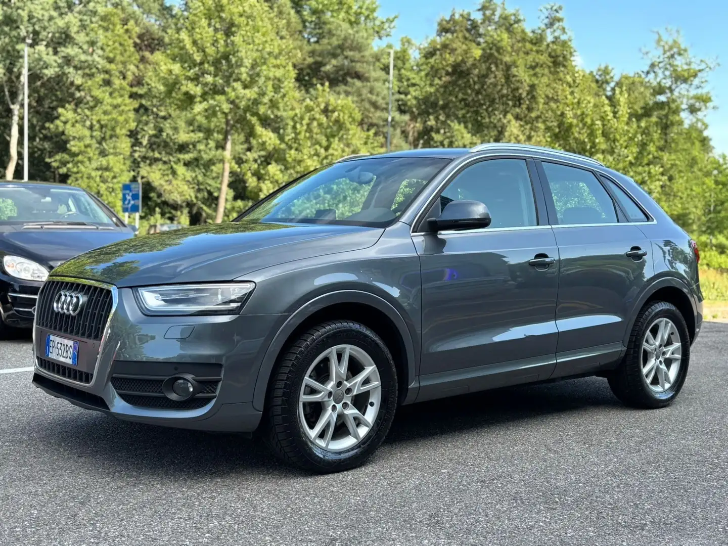 Audi Q3 Q3 2.0 TDI quattro Advanced Plus Grijs - 1
