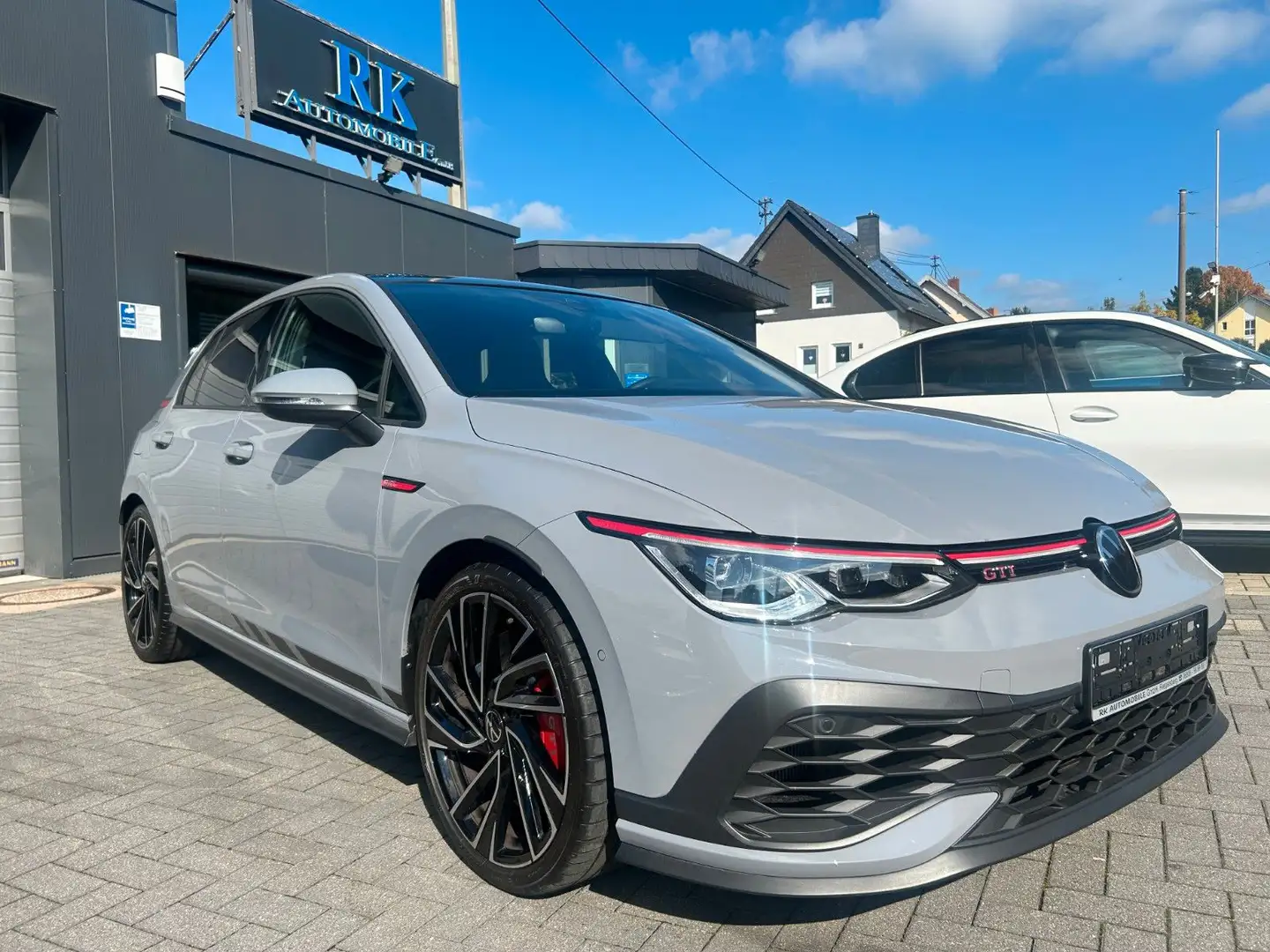 Volkswagen Golf VIII Lim. GTI Clubsport Navi Pamorma Kamera Grau - 1
