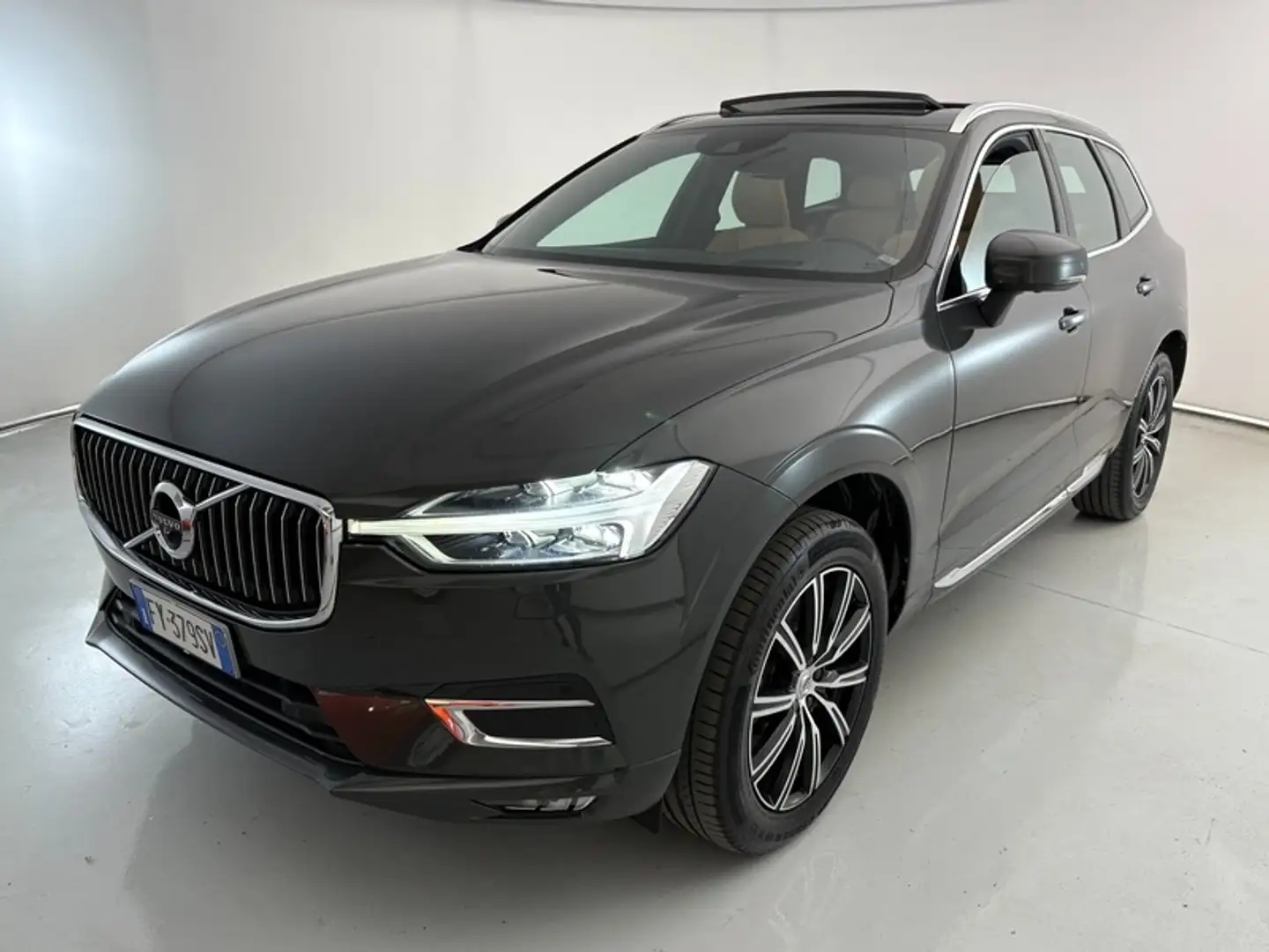 Volvo XC60 2.0 B4 Inscription Verde - 1