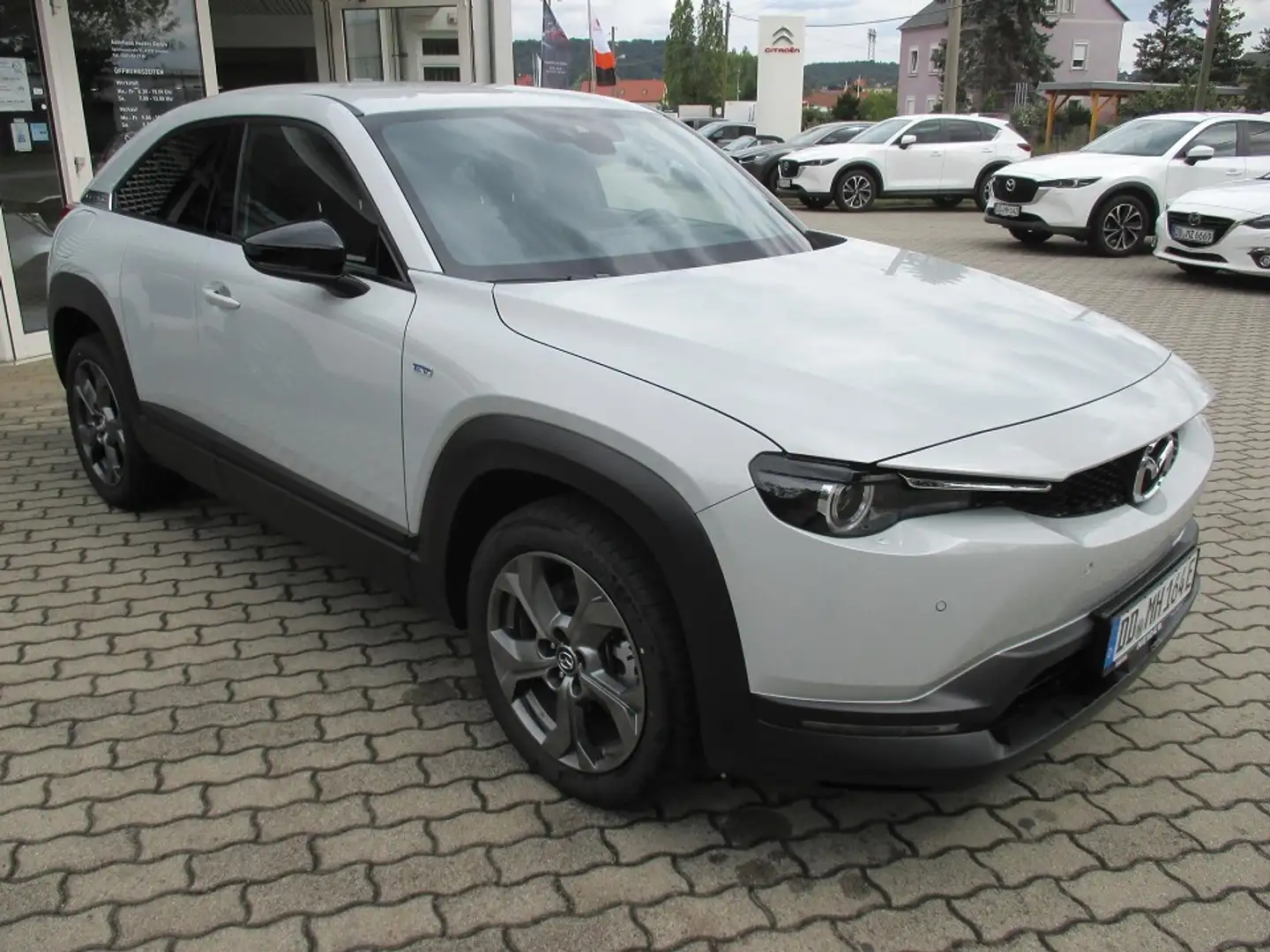 Mazda MX-30 L e-SKYACTIV EV ADVANTAGE IV Weiß - 1