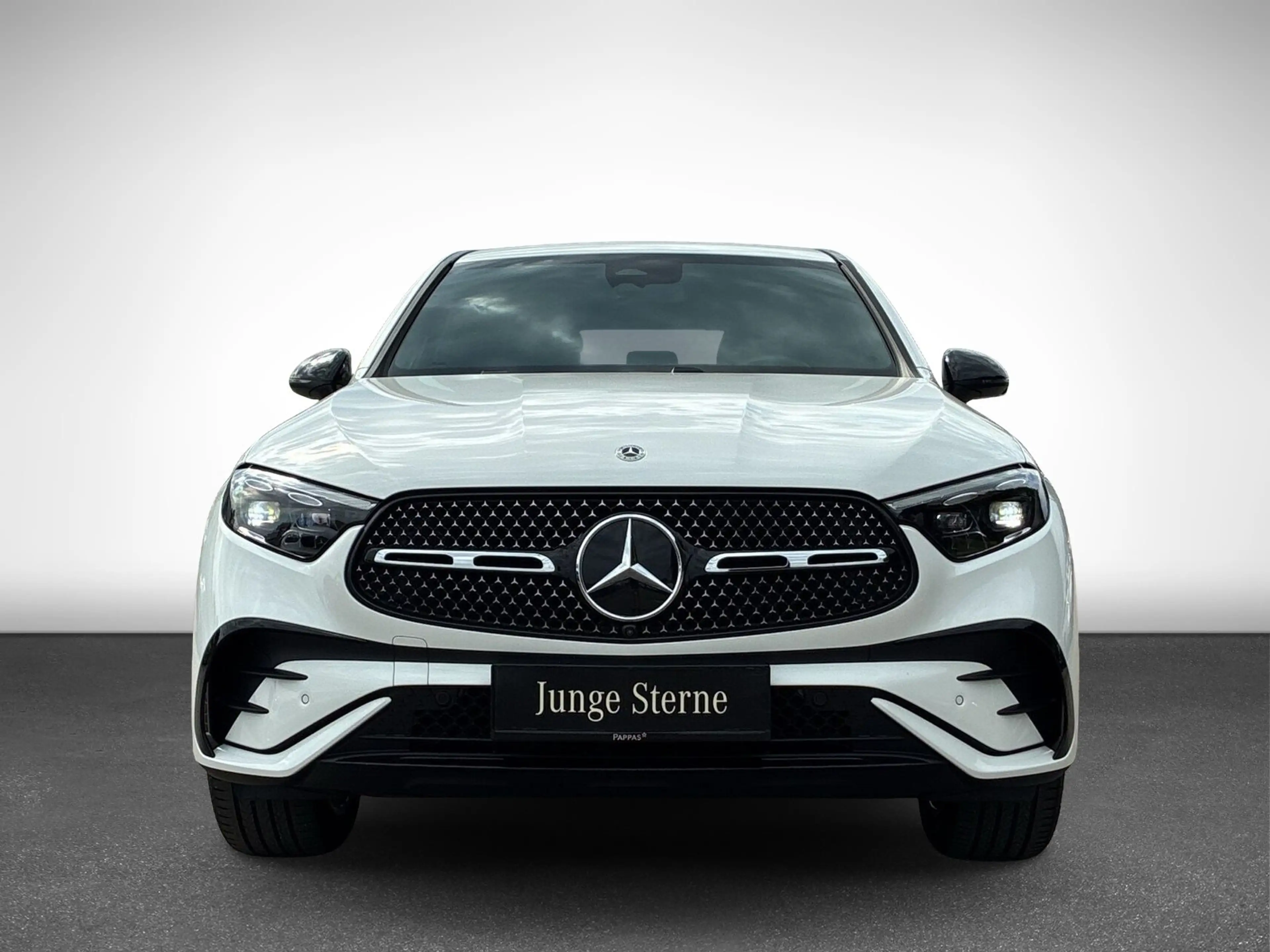 Mercedes-Benz GLC 200 d 4MATIC Coupé Österreich-Edition LED — photo 4