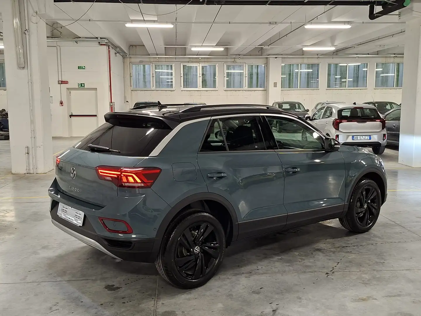 Volkswagen T-Roc 1500 TSI ACT 150CV Sport DSG ***Km. Zero*** Blu/Azzurro - 2