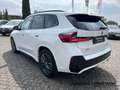BMW X1 20 i sDrive M SPORT +1.HAND+AHK+ACC+PANO+H&K+ Blanc - thumbnail 4