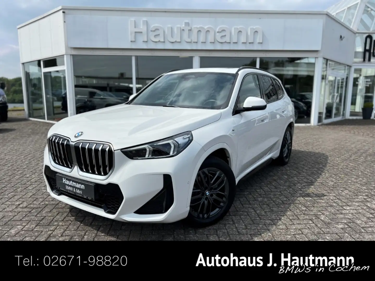 BMW X1 20 i sDrive M SPORT +1.HAND+AHK+ACC+PANO+H&K+ Blanc - 1