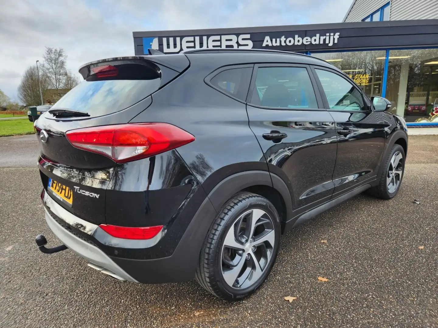 Hyundai TUCSON 1.6 T-GDI 177pk Comfort, Panoramadak, Trekhaak, Na Noir - 2