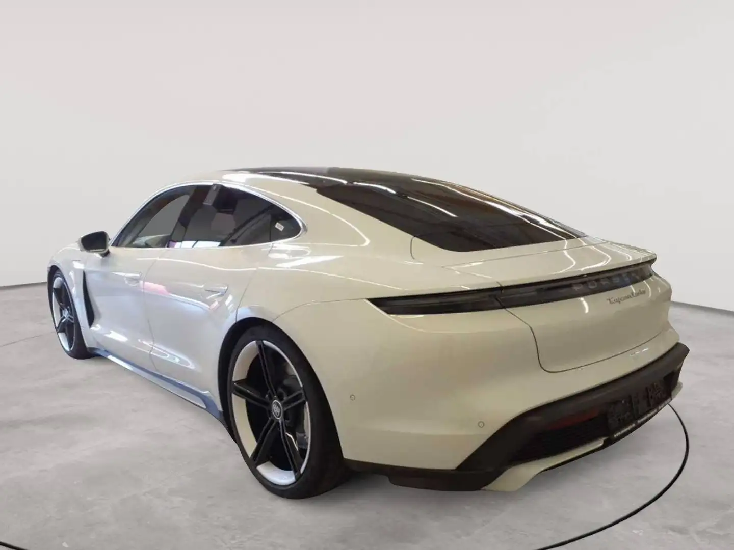 Porsche Taycan Turbo Weiß - 2