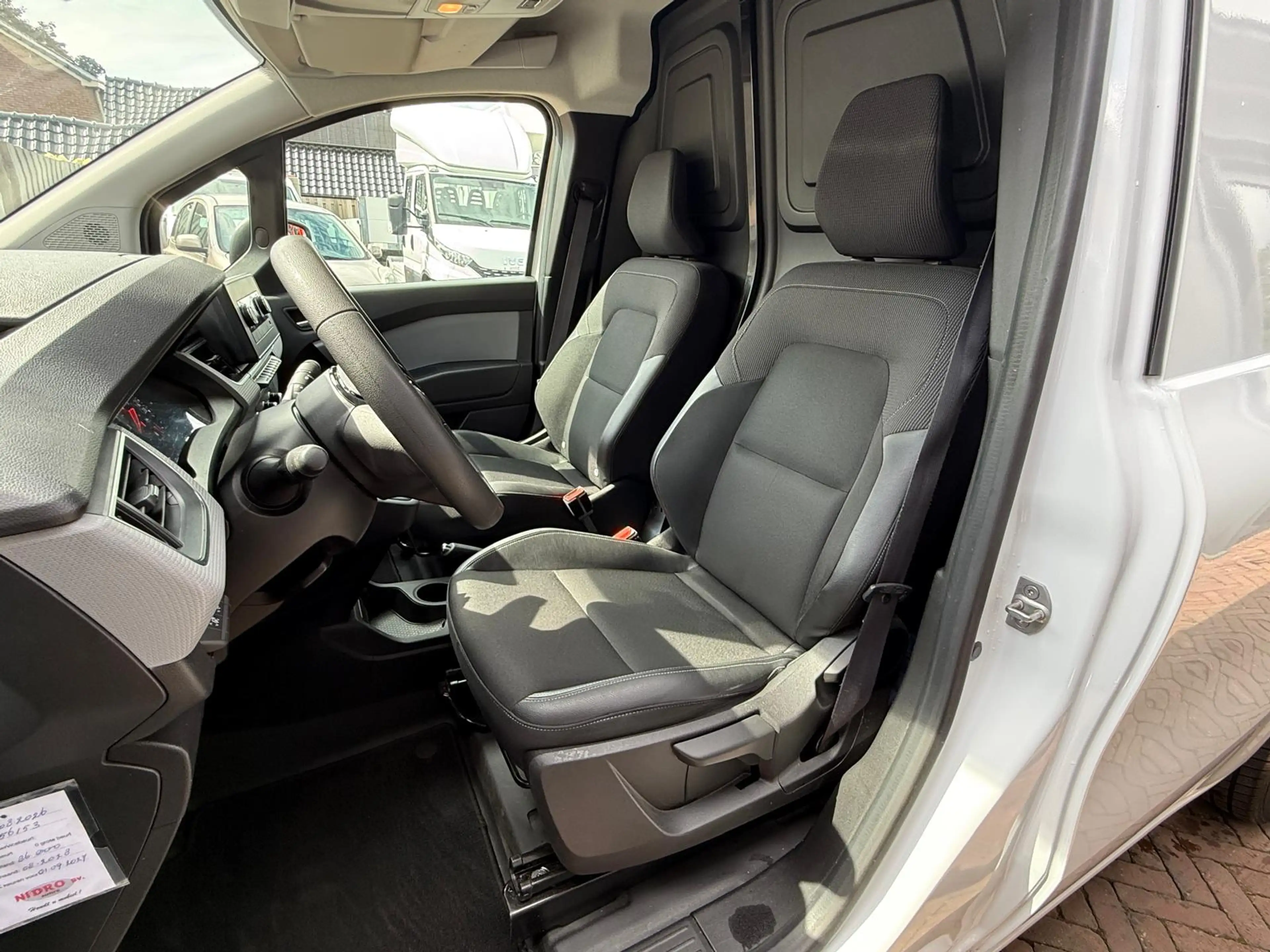 Renault Kangoo 1.5 dCi 75pk Luxe L1 Airco Leer PDC 08/2026 Beurt — photo 9