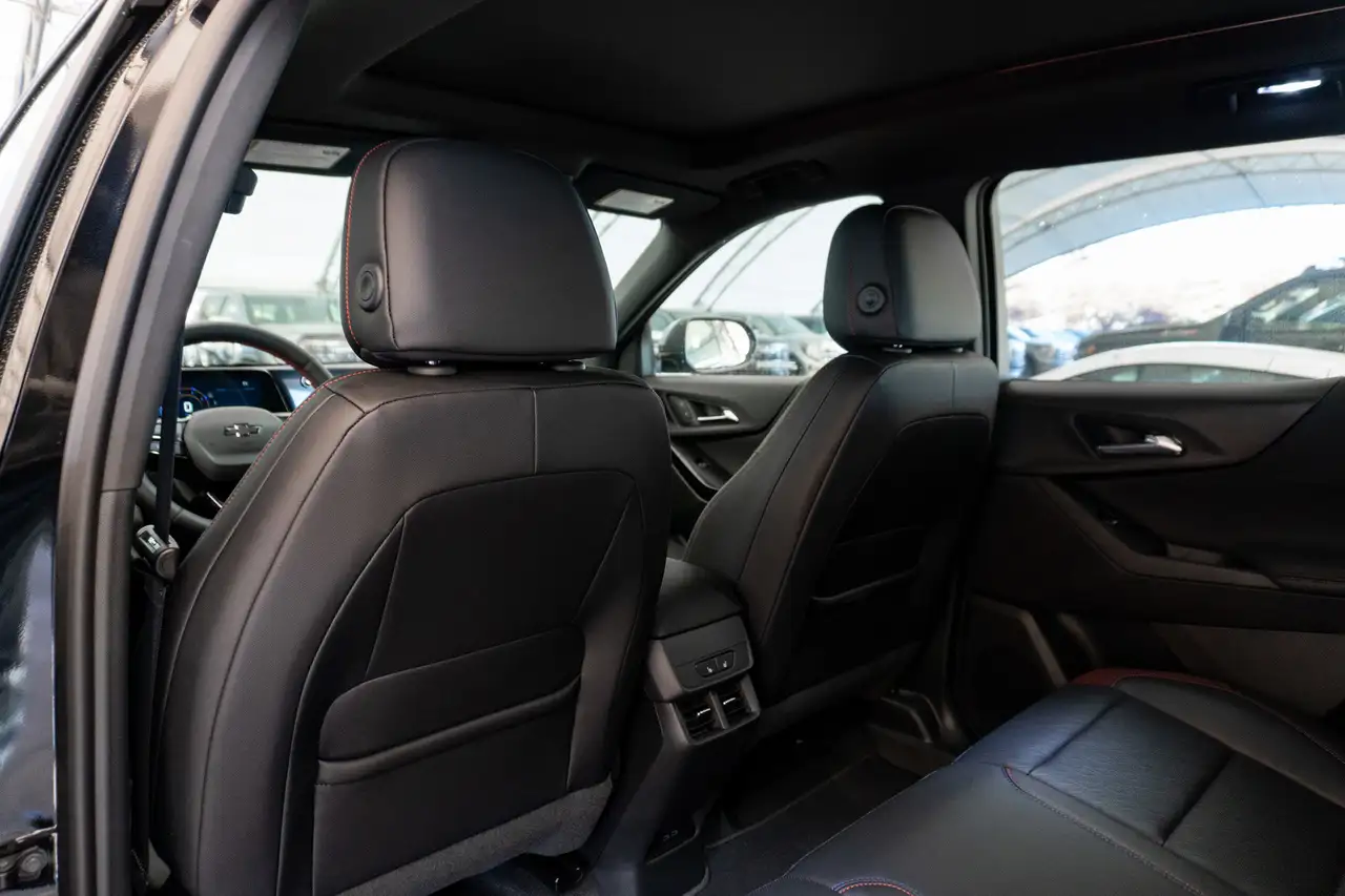 Chevrolet Equinox снимка Chevrolet Equinox