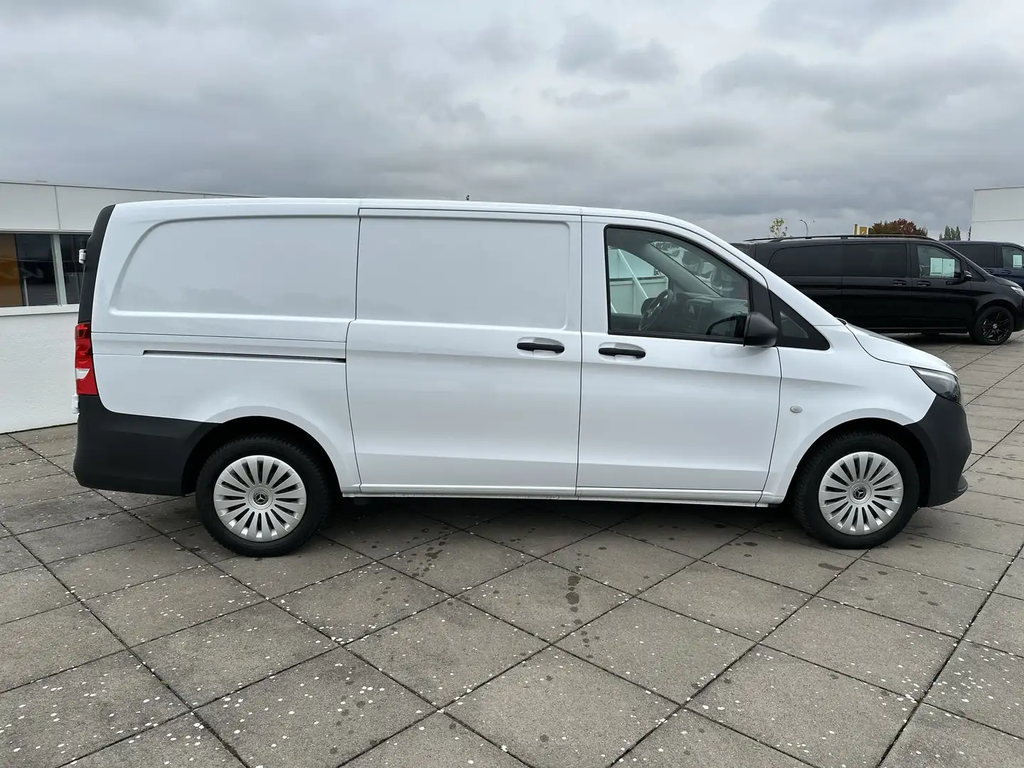 Mercedes-Benz Vito 116 CDI PRO/9G TRON/NAVI/TREKH 2500 KG/HOUTVLOER/ Wit - 2