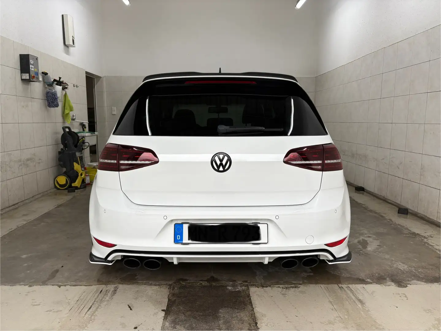 Volkswagen Golf R 4Motion *sehr gepflegt, rostfrei* Wit - 2