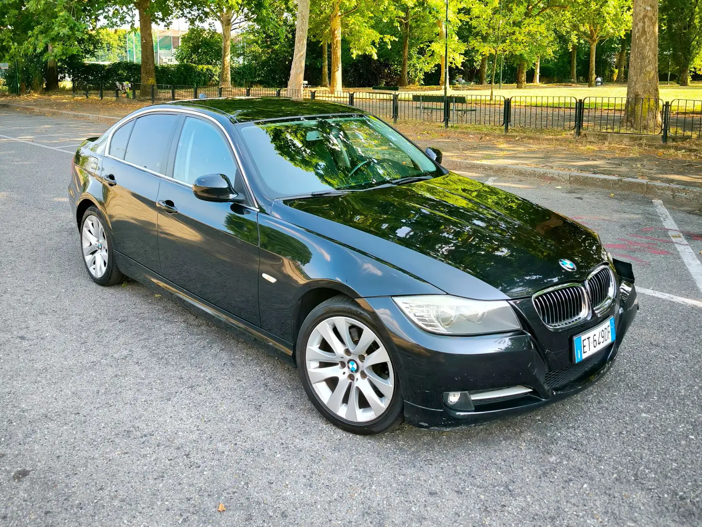 BMW 318 318d 2.0 MSport 143cv FL Nero - 1
