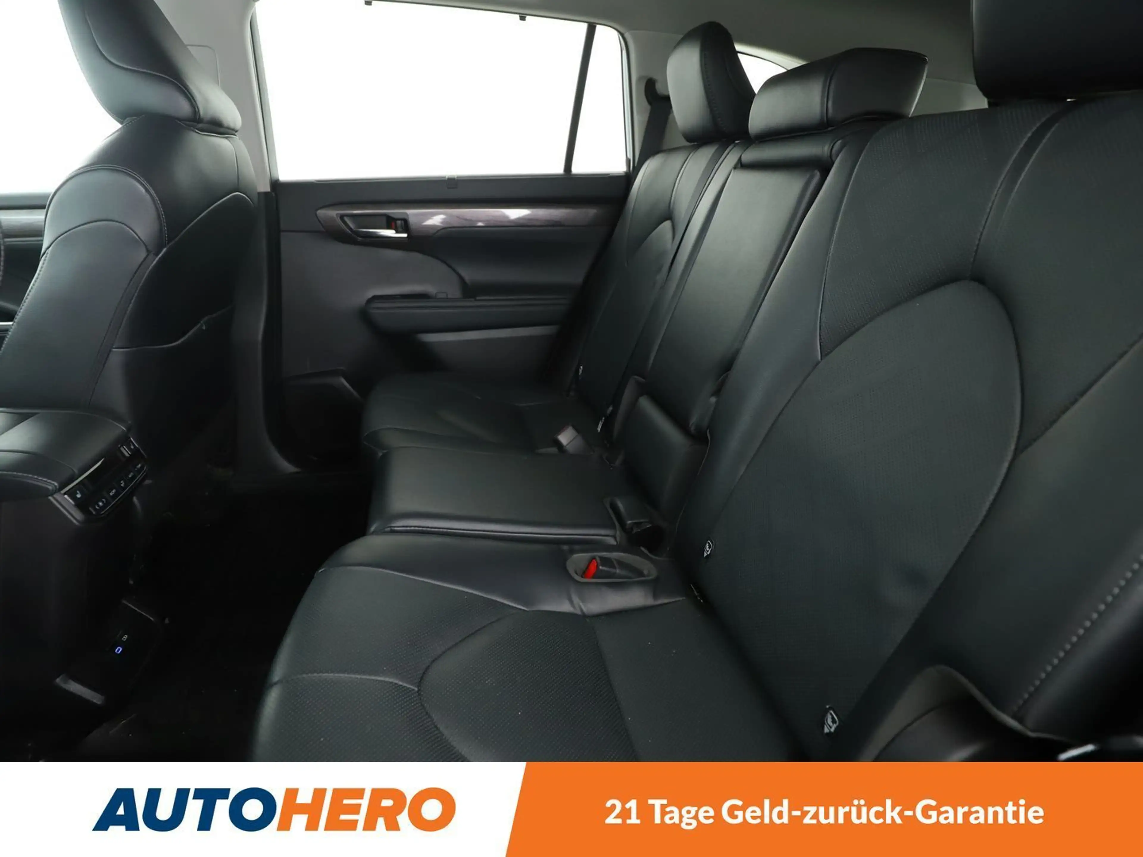 Toyota Highlander 2.5 Hybrid Luxury Aut.*NAVI*HEAD-UP*JBL*ACC*CAM* — photo 14