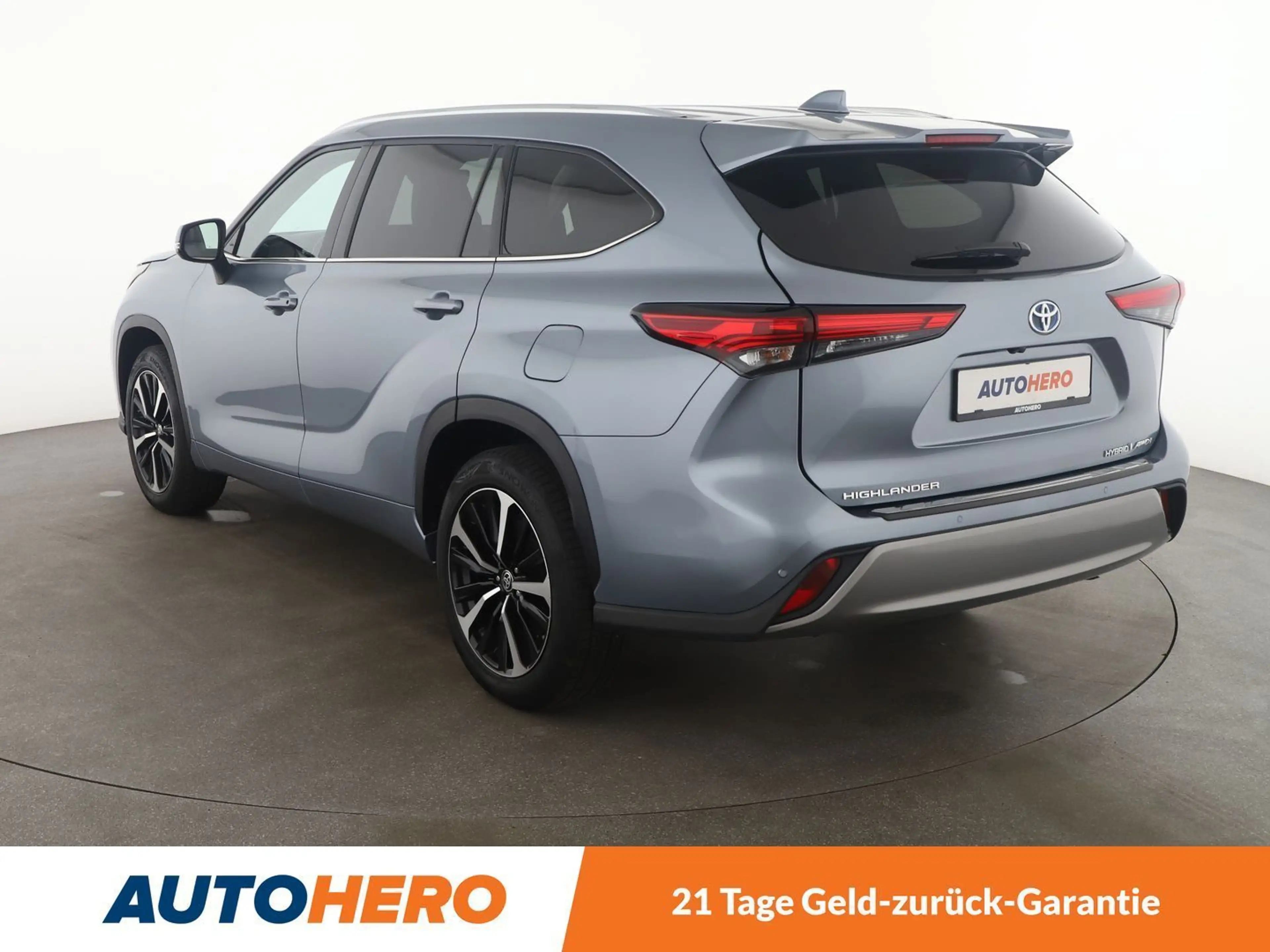 Toyota Highlander 2.5 Hybrid Luxury Aut.*NAVI*HEAD-UP*JBL*ACC*CAM* — photo 4