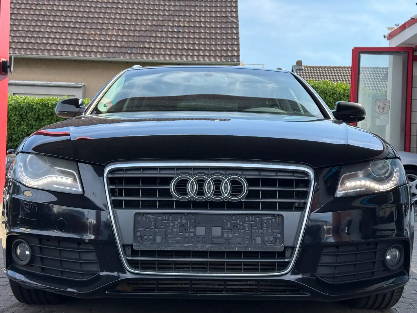 Audi A4 Avant Ambiente/1.HAND/SHZ/LED/XENON/TEMPOMAT Negru - 2