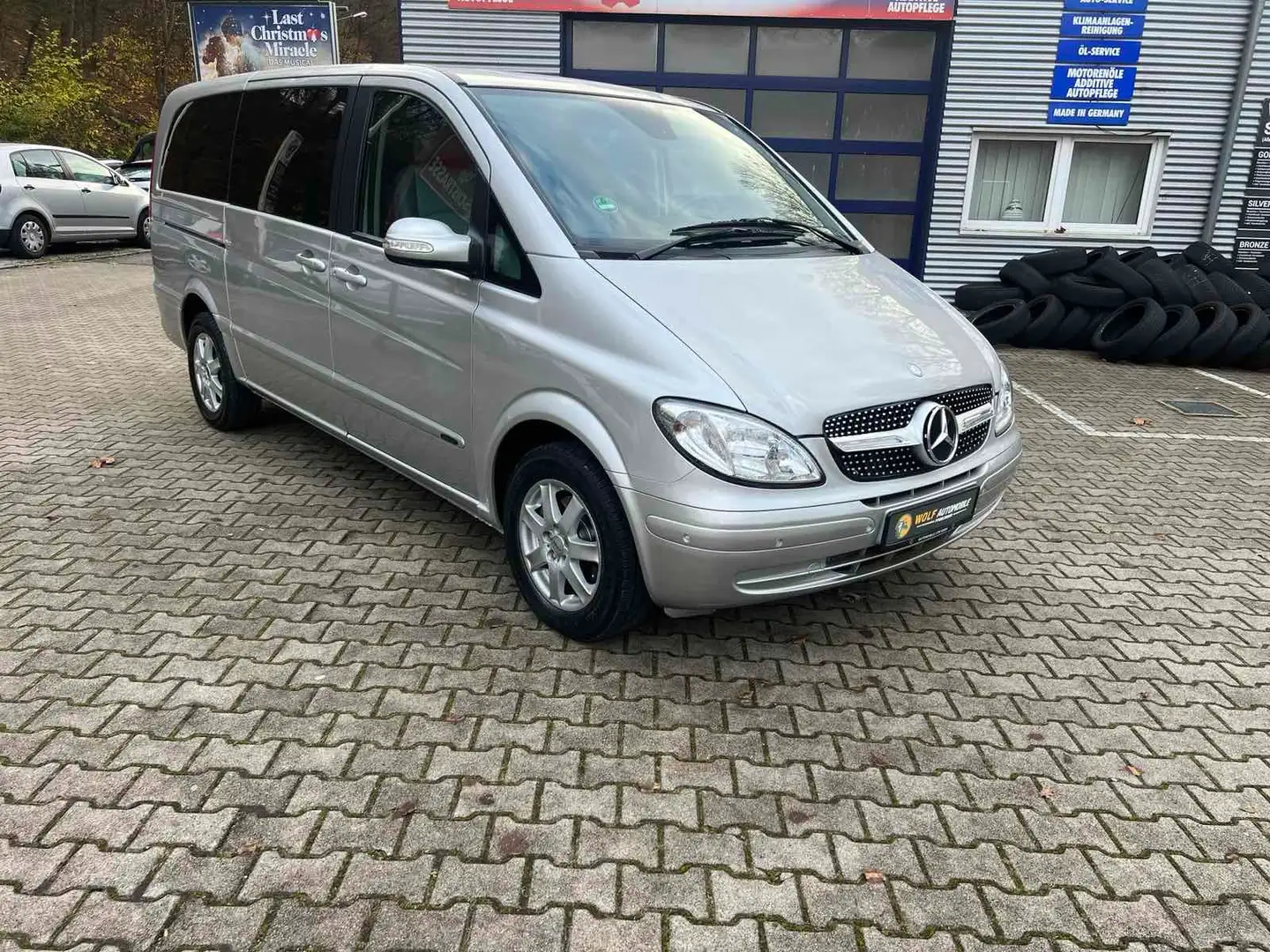 Mercedes-Benz Viano Automatik CDI lang Navi  Klima 1 Hand Gris - 1