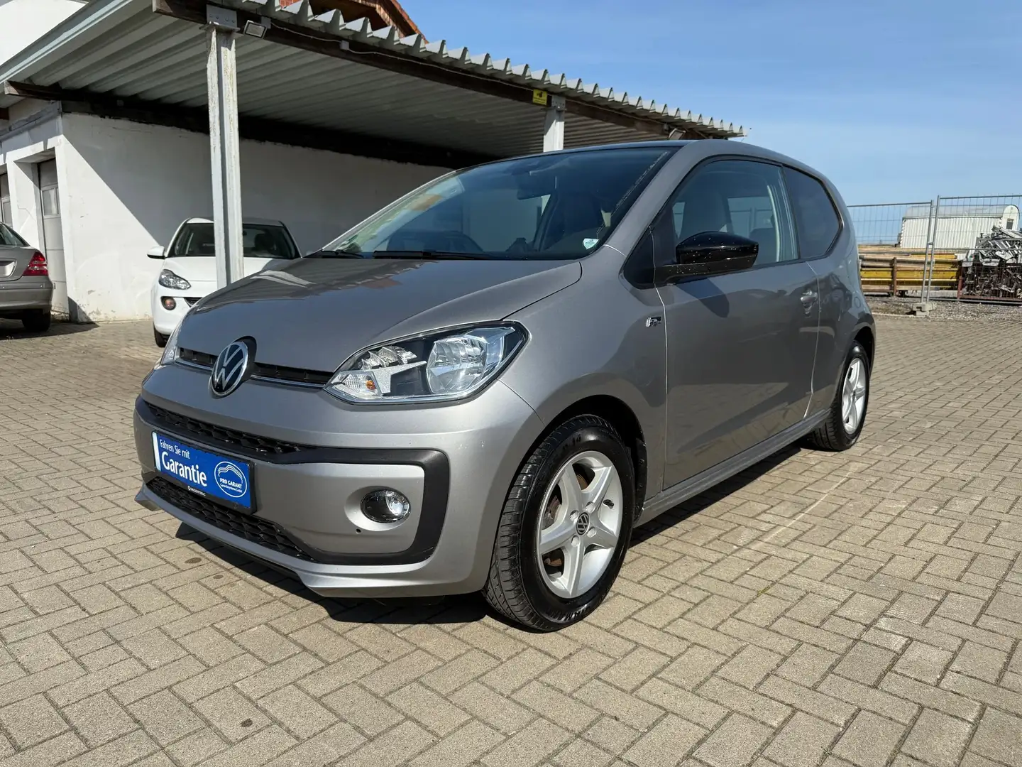 Volkswagen up! *R-LINE PAKET/RÜCKFAHRKAMERA/SHZ* Grigio - 1
