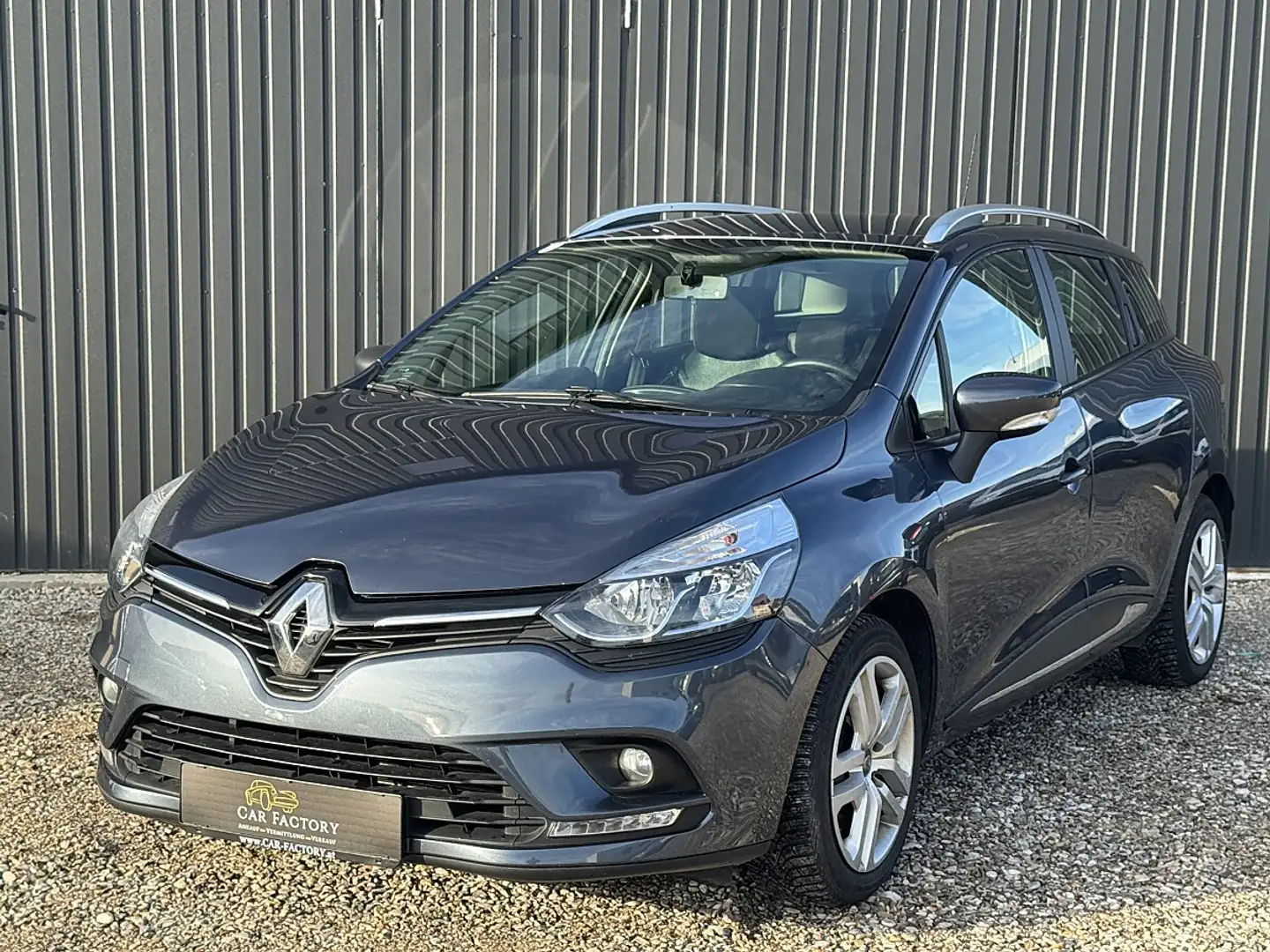 Renault Clio Grandtour TCe 75 Limited Grau - 1
