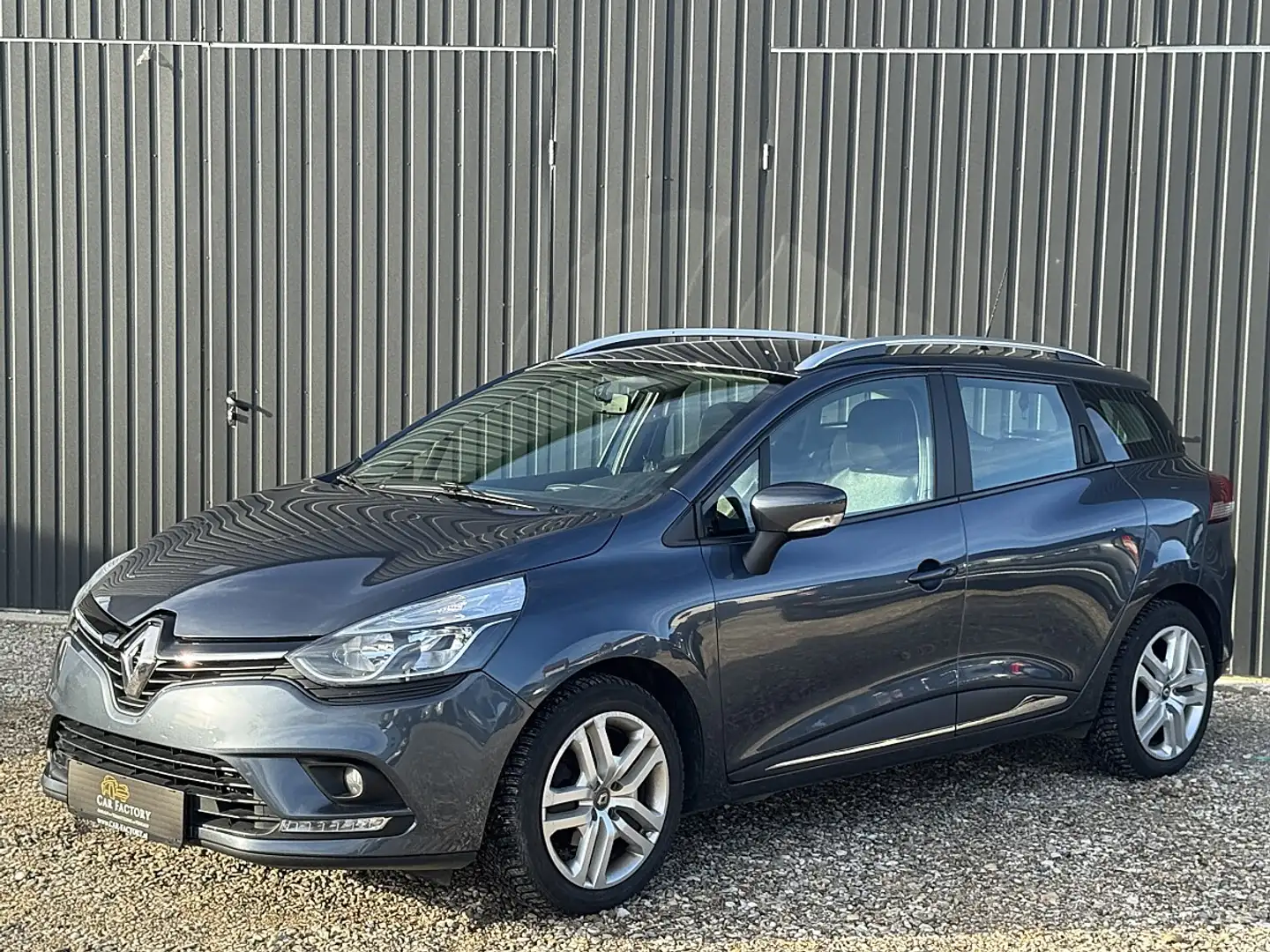 Renault Clio Grandtour TCe 75 Limited Grau - 2