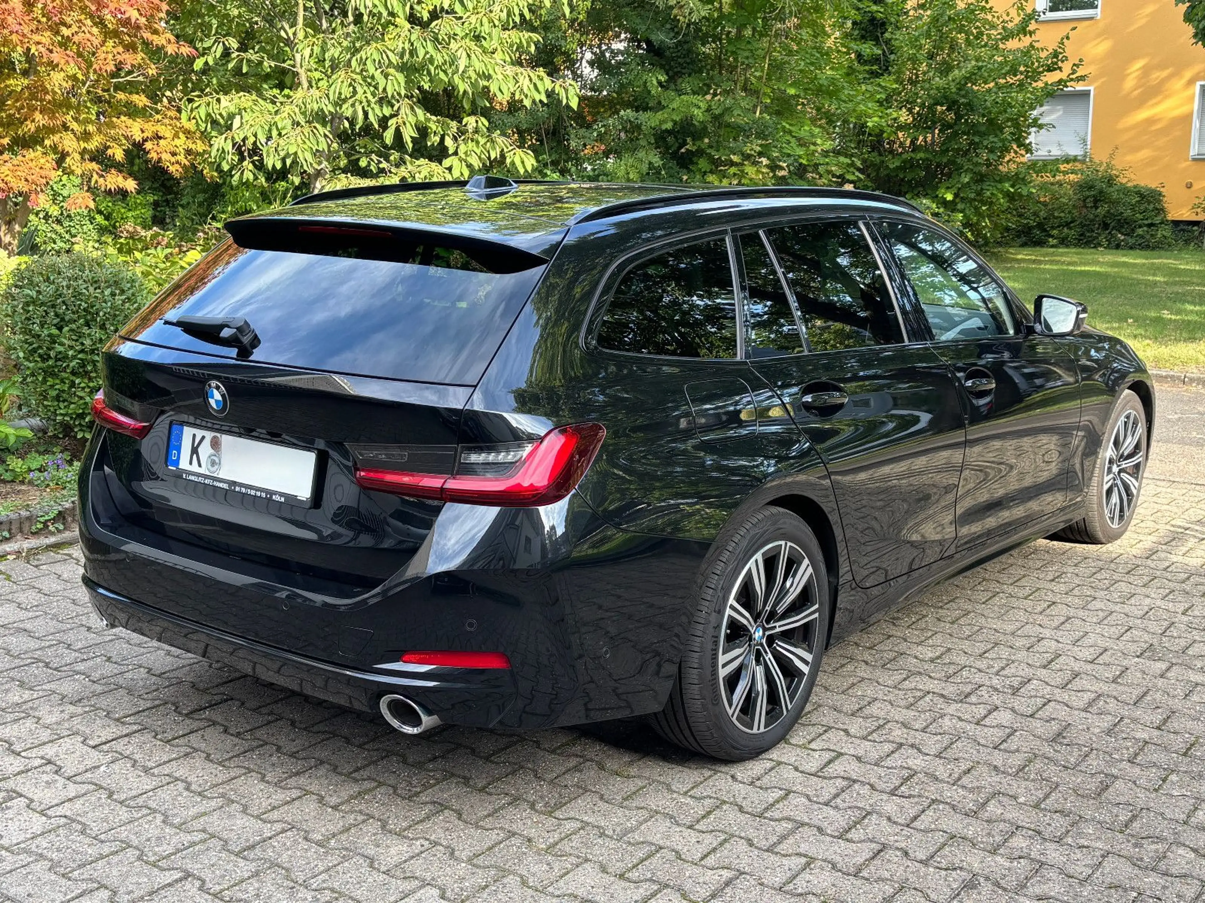 BMW 320 d Touring Sport TopAusstattung Pano Standhzg — photo 5