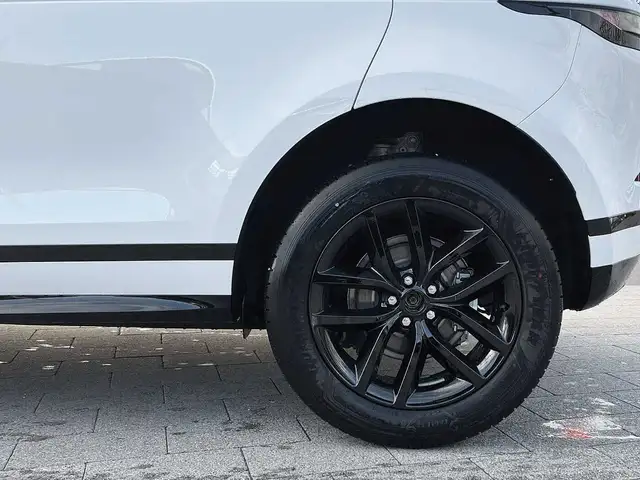 Land Rover Range Rover Evoque view 9