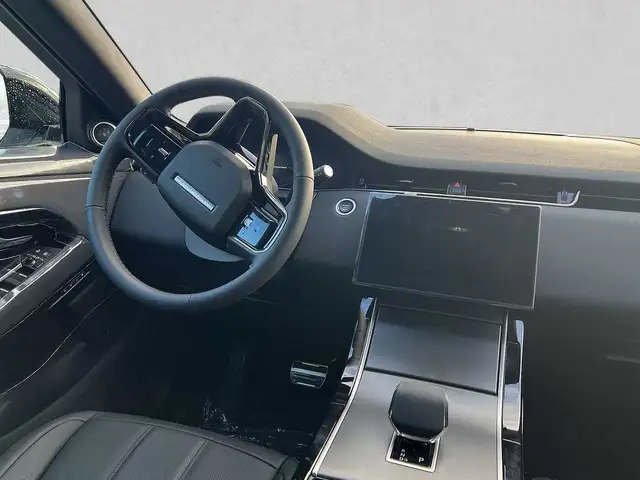 Land Rover Range Rover Evoque view 4