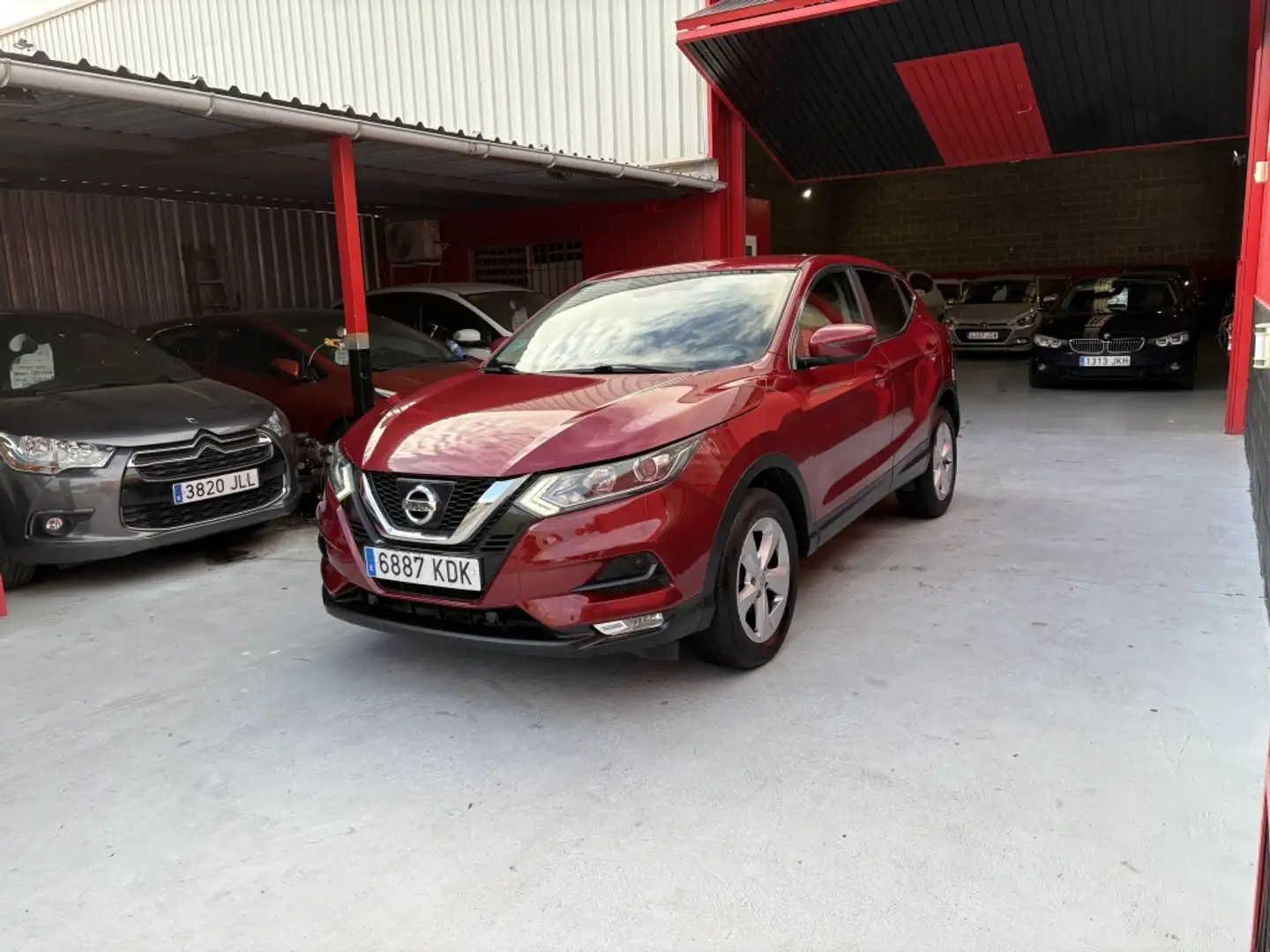 Nissan Qashqai 1.5dCi Acenta 4x2 Paars - 2