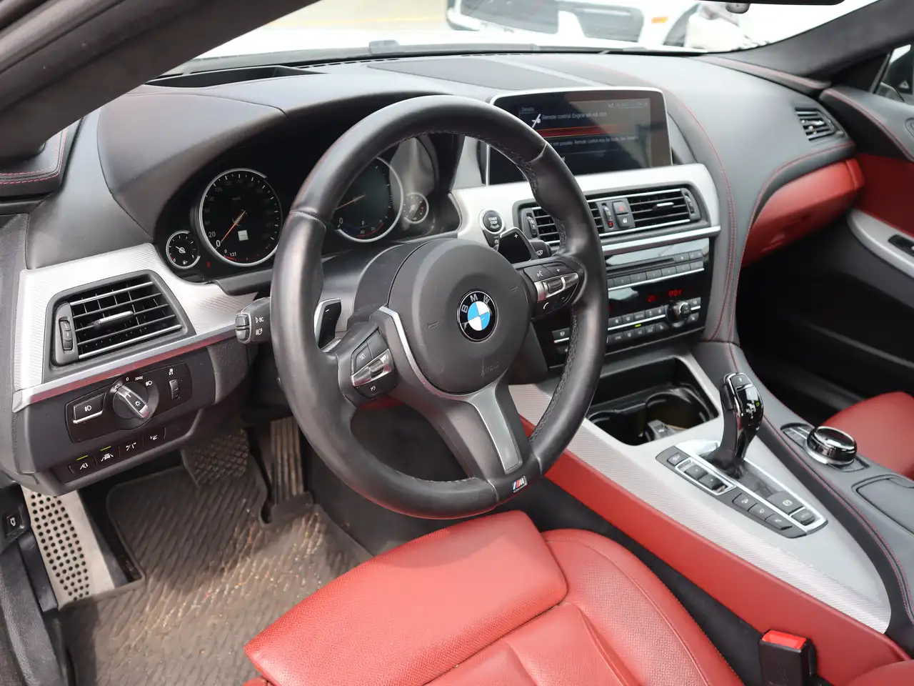 BMW 6 Series снимка BMW 6 Series
