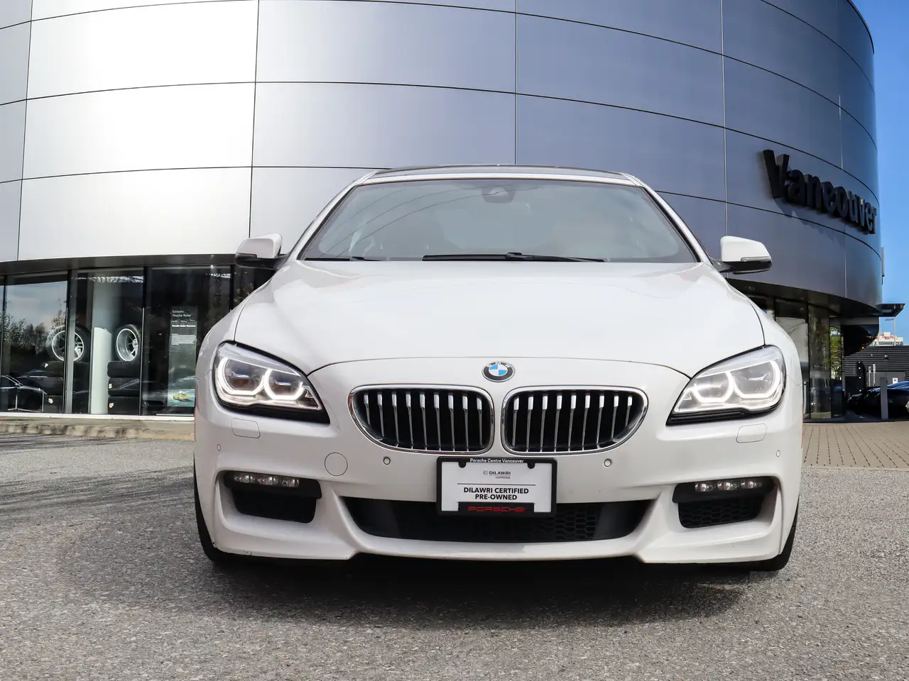 BMW 6 Series снимка BMW 6 Series