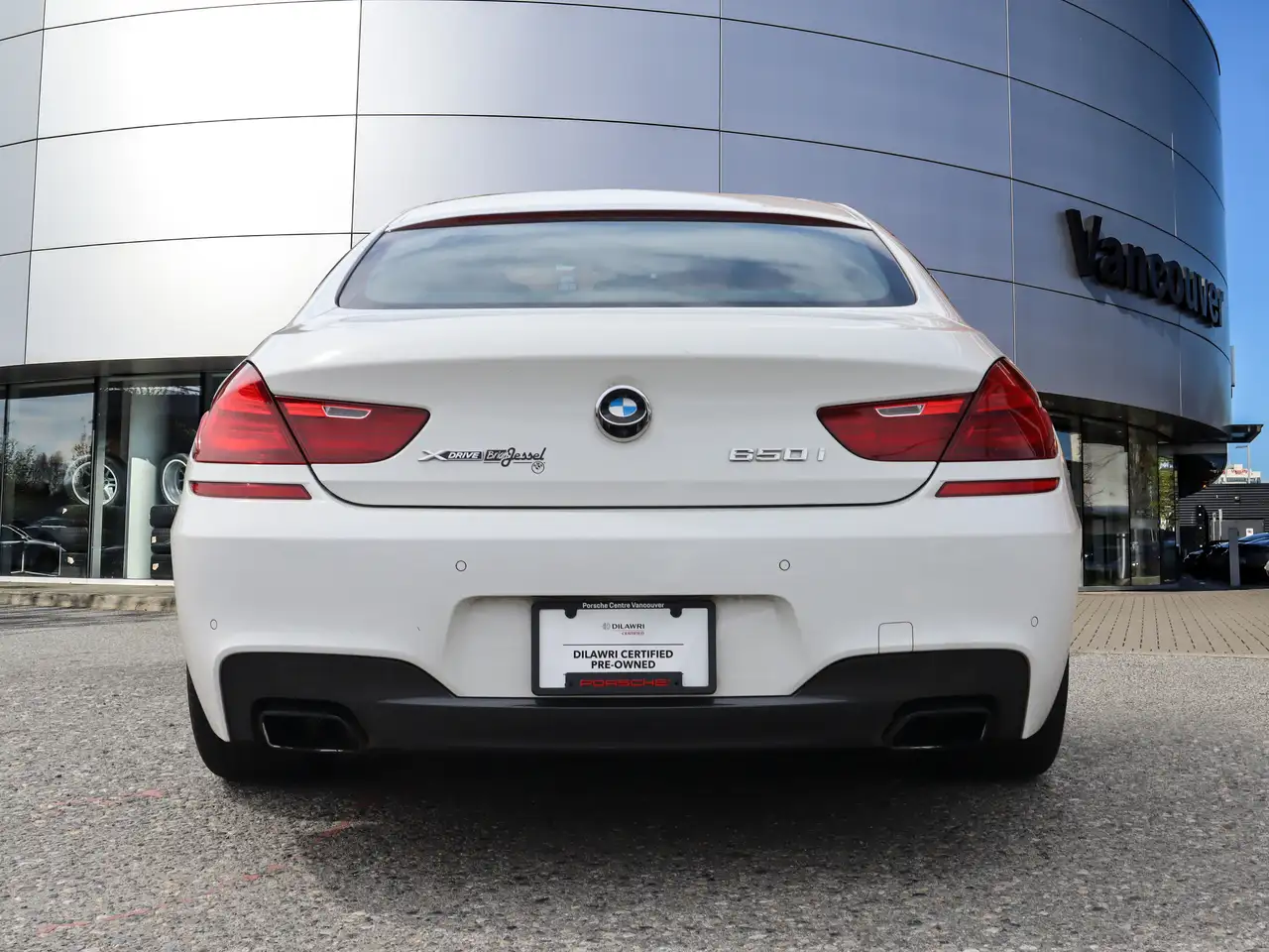 BMW 6 Series снимка BMW 6 Series