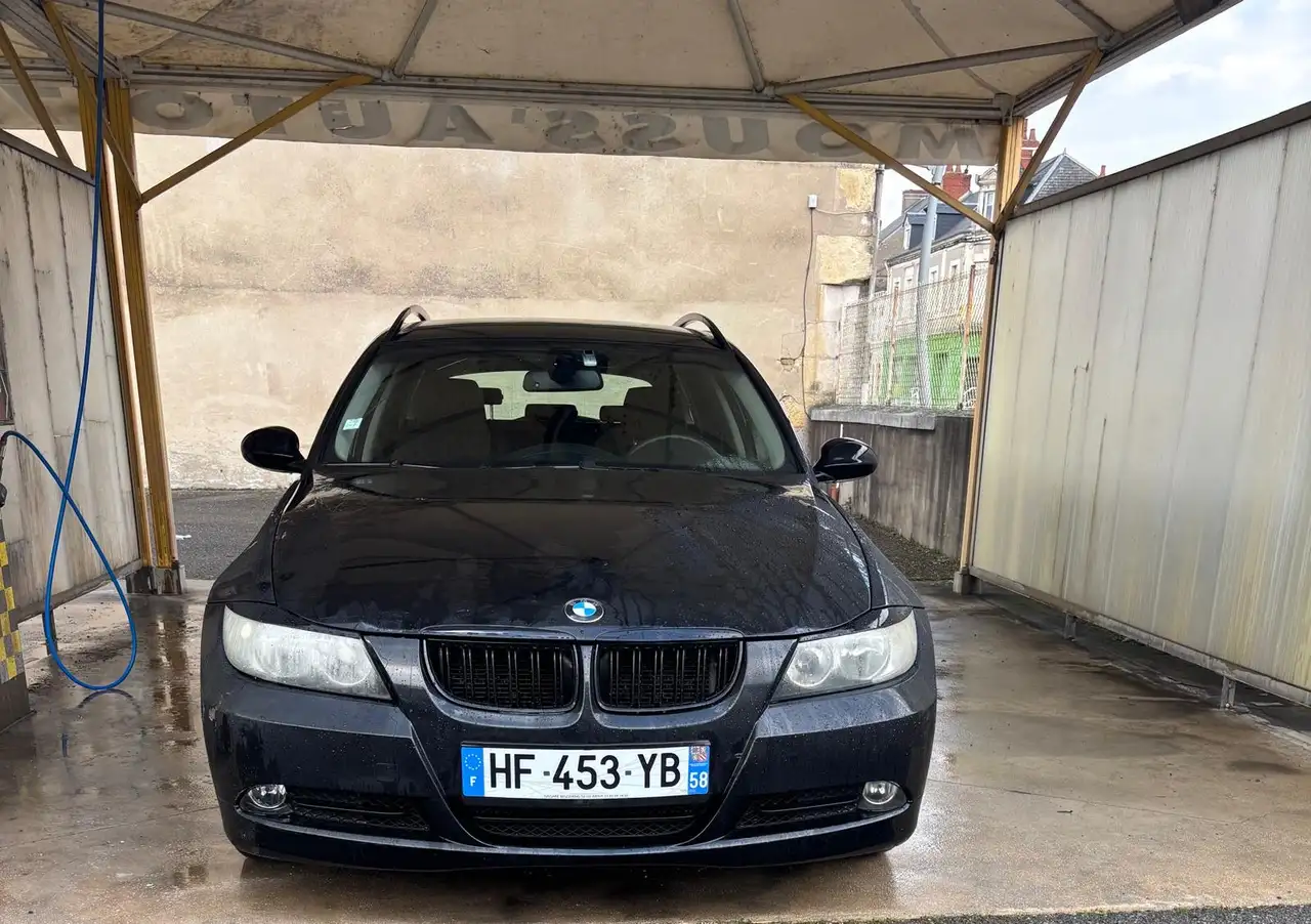 BMW 320