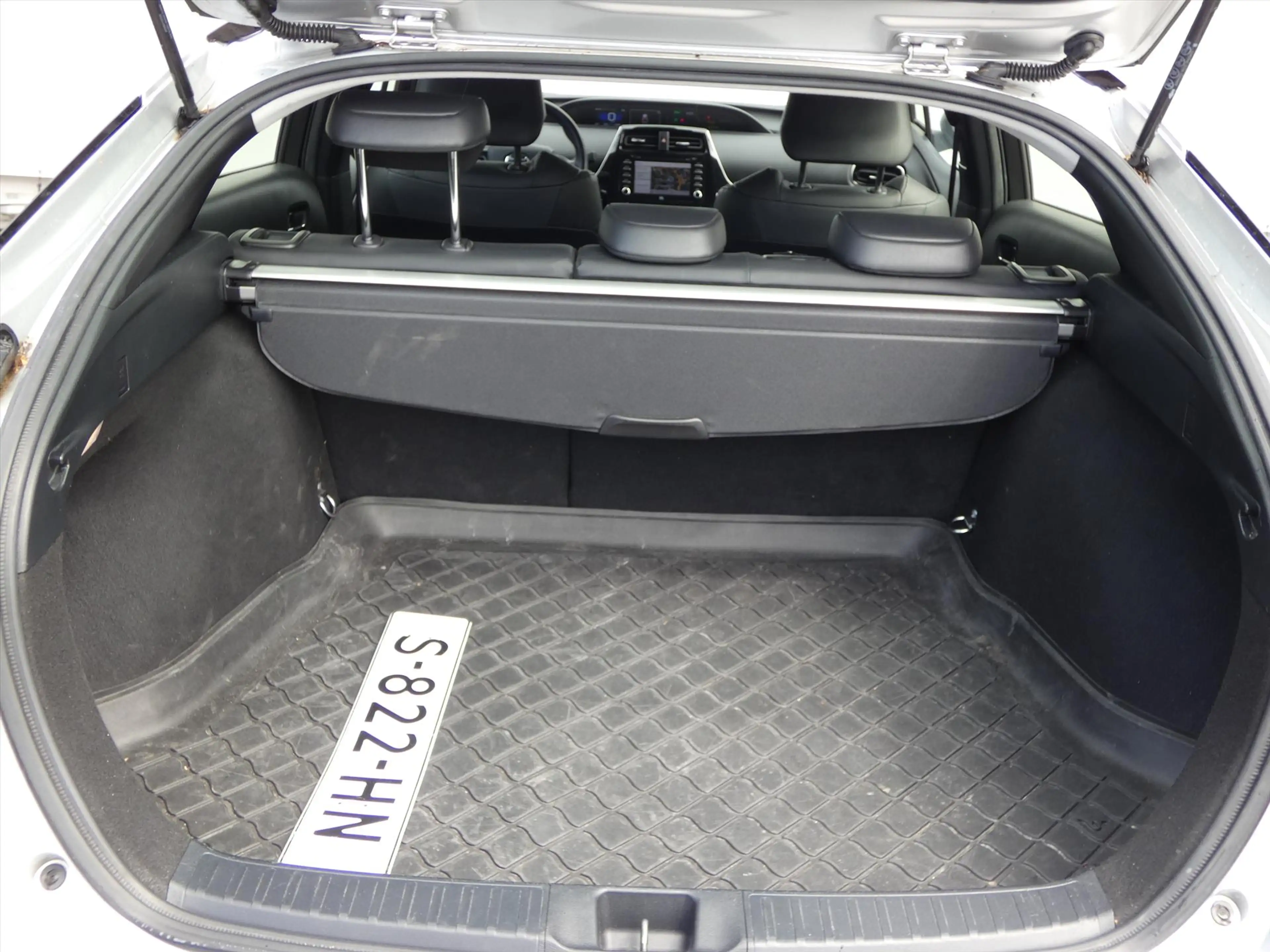 Toyota Prius 1.8 Full Hybrid 122PK Aut Executive / Trekhaak — photo 11