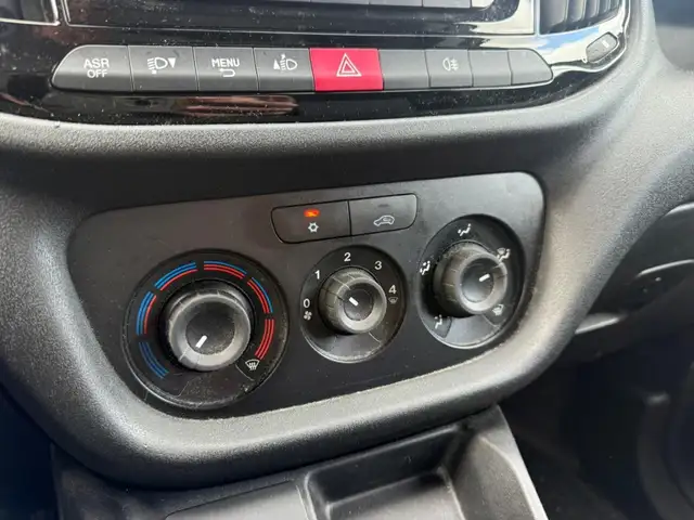 Fiat Doblo view 11