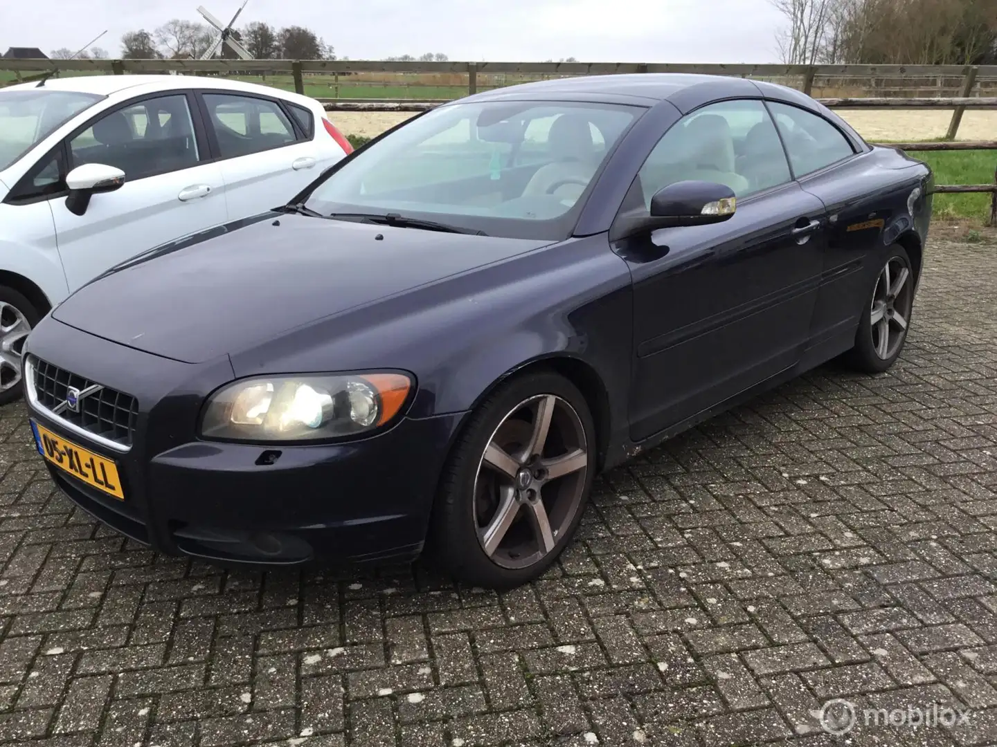 Volvo C70 Convertible 2.4 D5 Summum Blau - 1