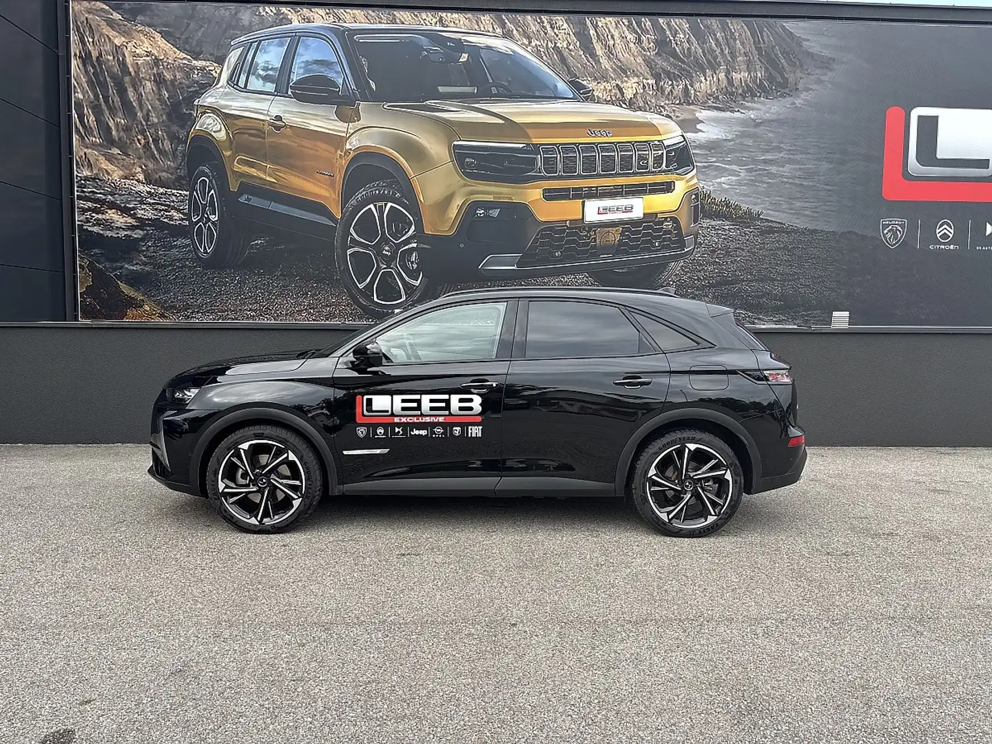 DS Automobiles DS 7 Crossback DS7 E-Tense4x4 300 Collection ESPRIT DE VOYAGE ... Schwarz - 2