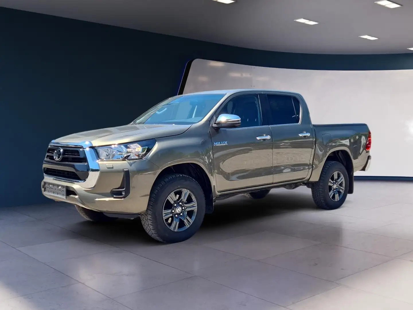 Toyota Hilux Double Cab Comfort 4x4 2.4D DoubleCab AHK RSA P... Bronze - 1