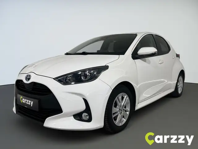 Toyota Yaris 1.5 HSD HB 5D E-CVT SOL