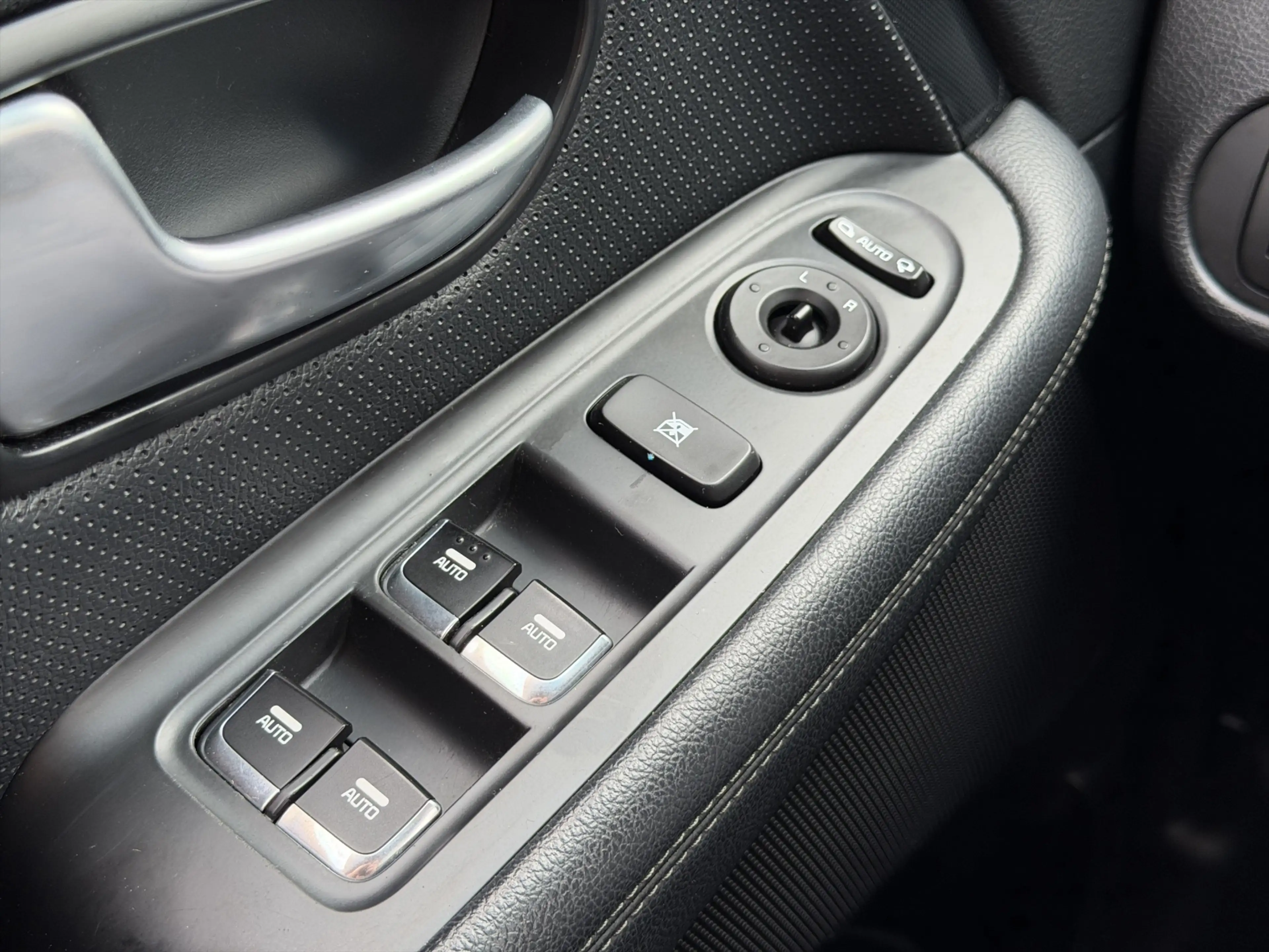 Kia Carens 1.6 GDi DynamicLine 7 Persoons|Achteruitrijcamera — photo 14