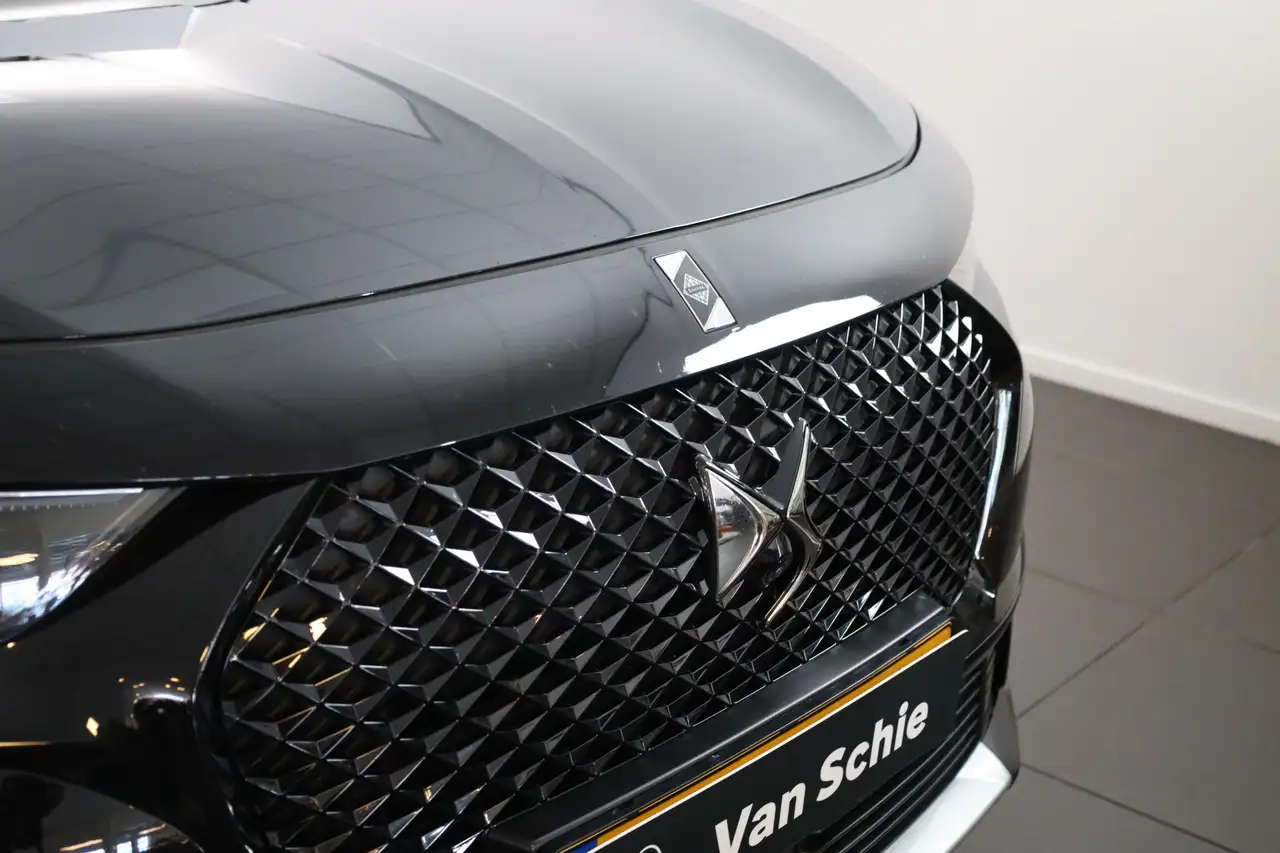 DS Automobiles DS 7 Crossback 2021