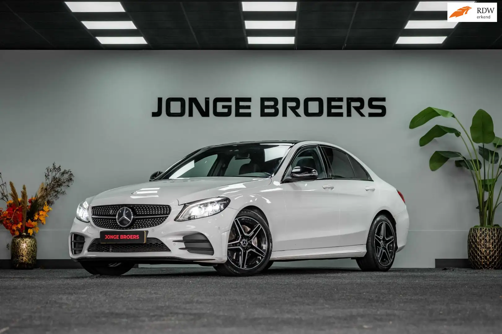 Mercedes-Benz C 180 Business Solution AMG | Panoramadak Wit - 1