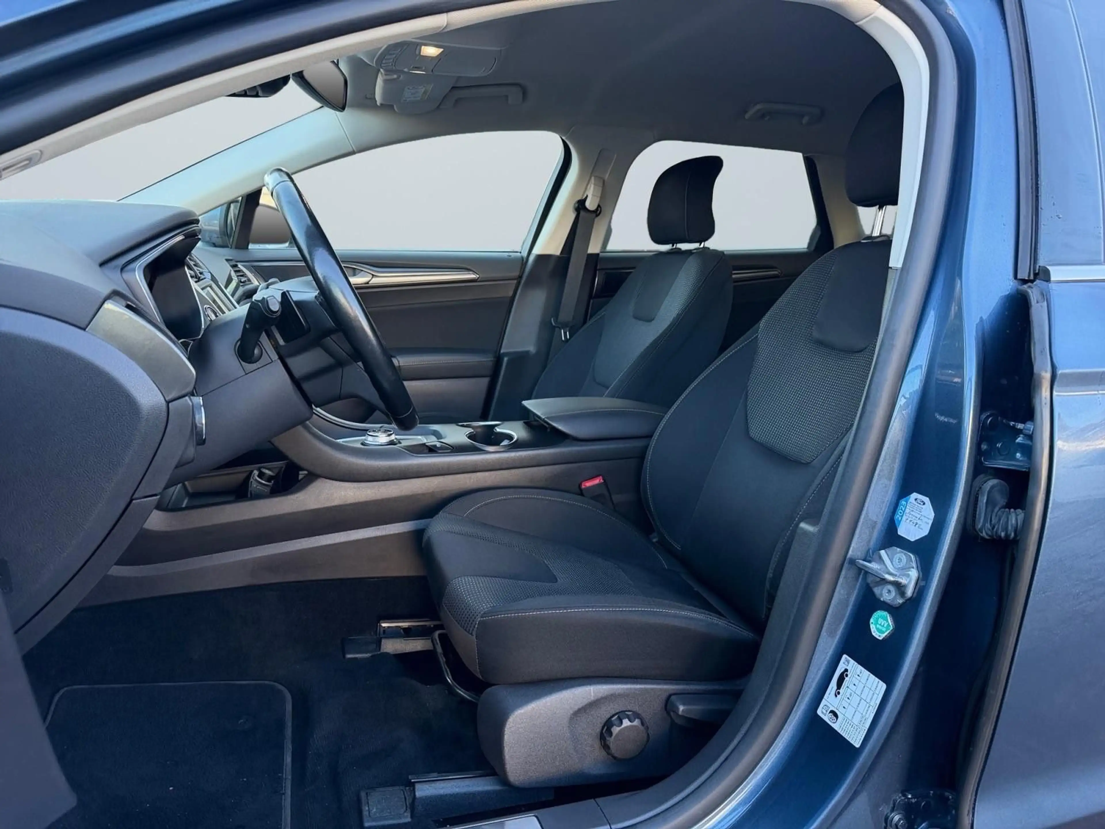 Ford Mondeo Turnier Titanium/AUTOMATIK/ACC/KAMERA/SHZ — photo 13
