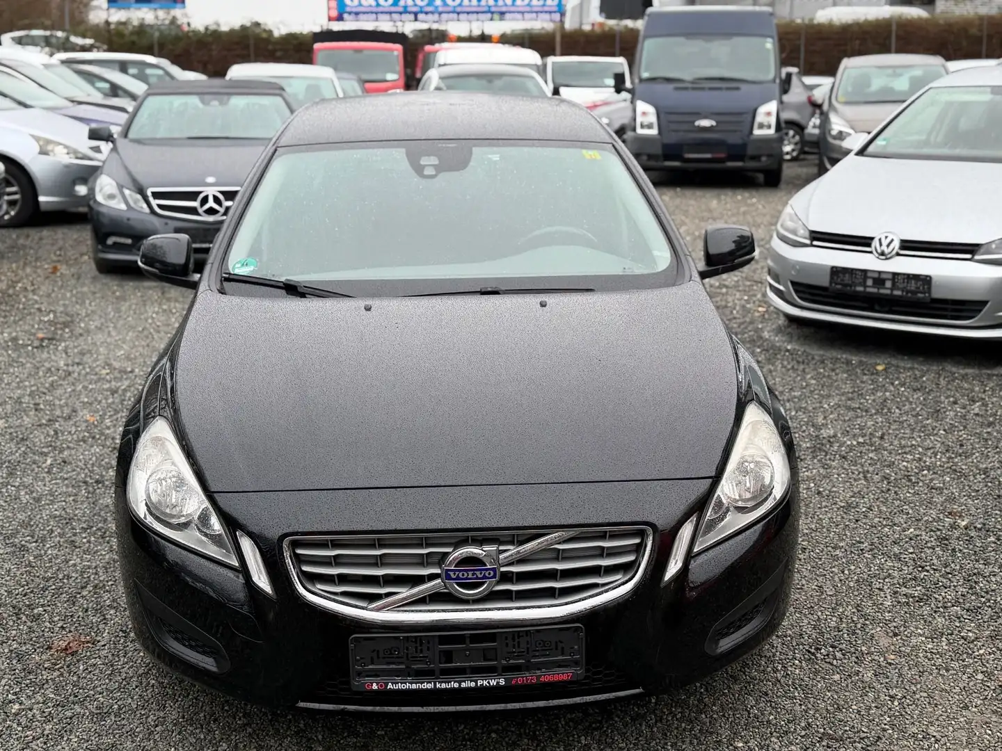 Volvo V60 Kombi Kinetic*klima*EURO 5*TÜV NEU Nero - 2